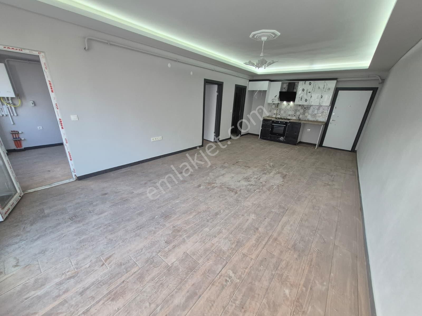 Delux'den Kumbağ Mah.'de Plaja Yürüme Mesafesinde Satılık Geniş 1+1 Daire - Görsel 7