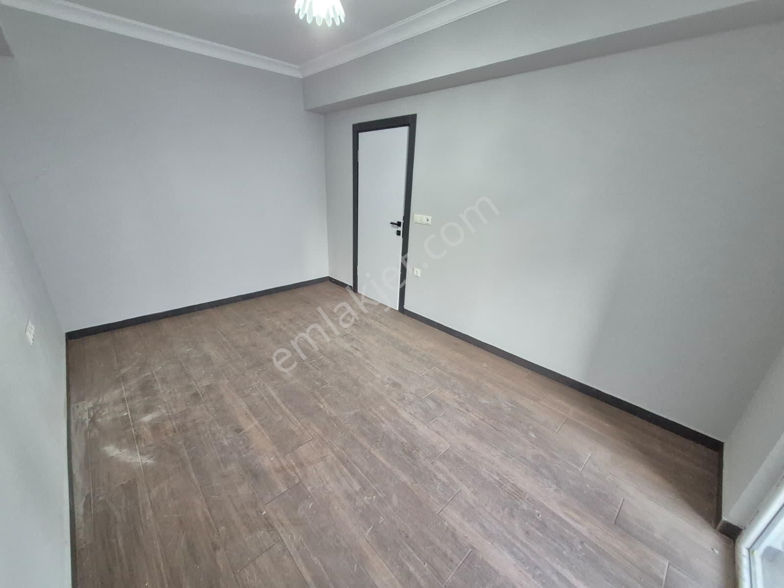 Delux'den Kumbağ Mah.'de Plaja Yürüme Mesafesinde Satılık Geniş 1+1 Daire - Görsel 17