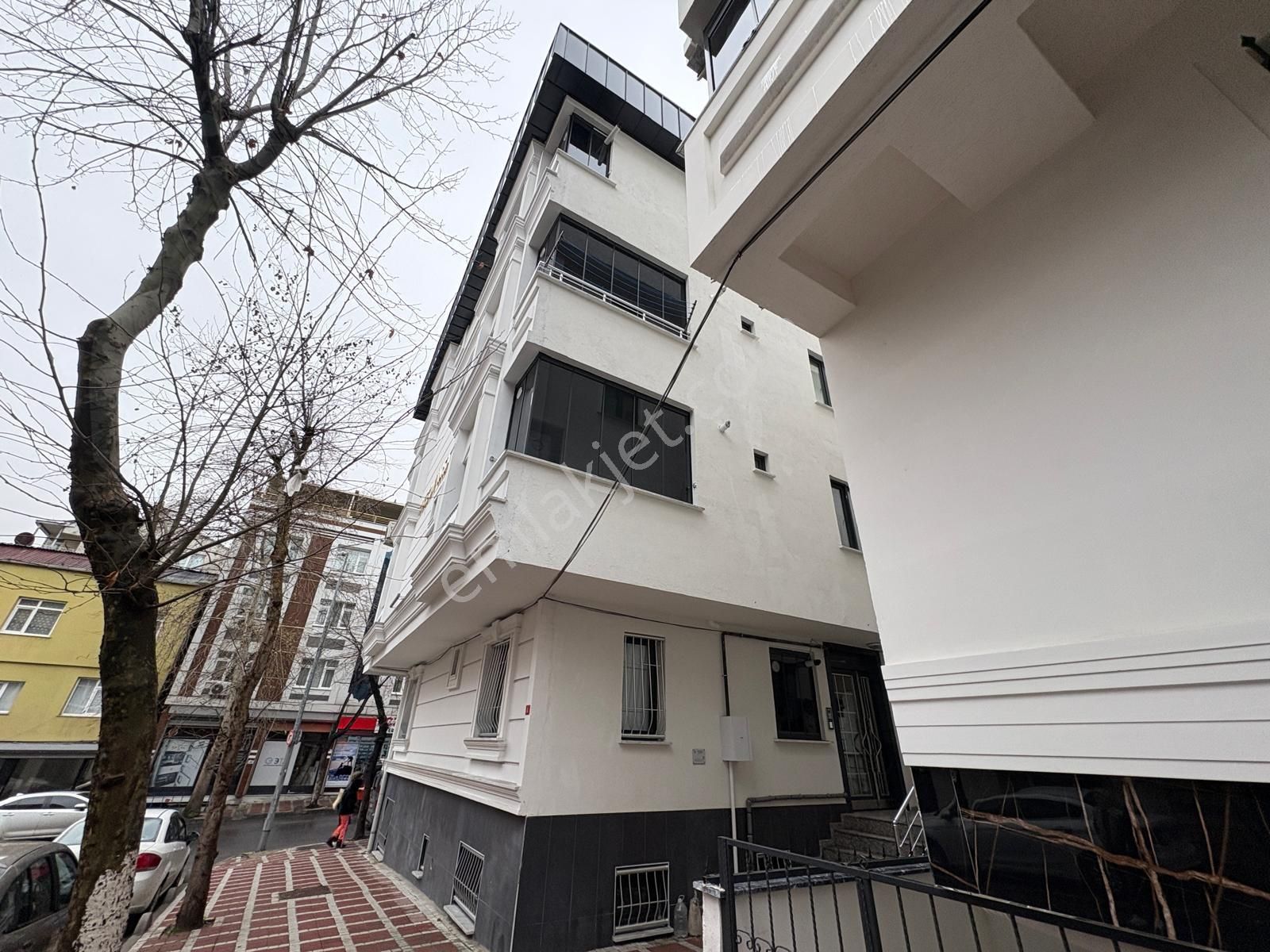 Bayrampaşa Cumhuriyet Caddesinde Bir Yaşında Satılık Dubleks - Görsel 19