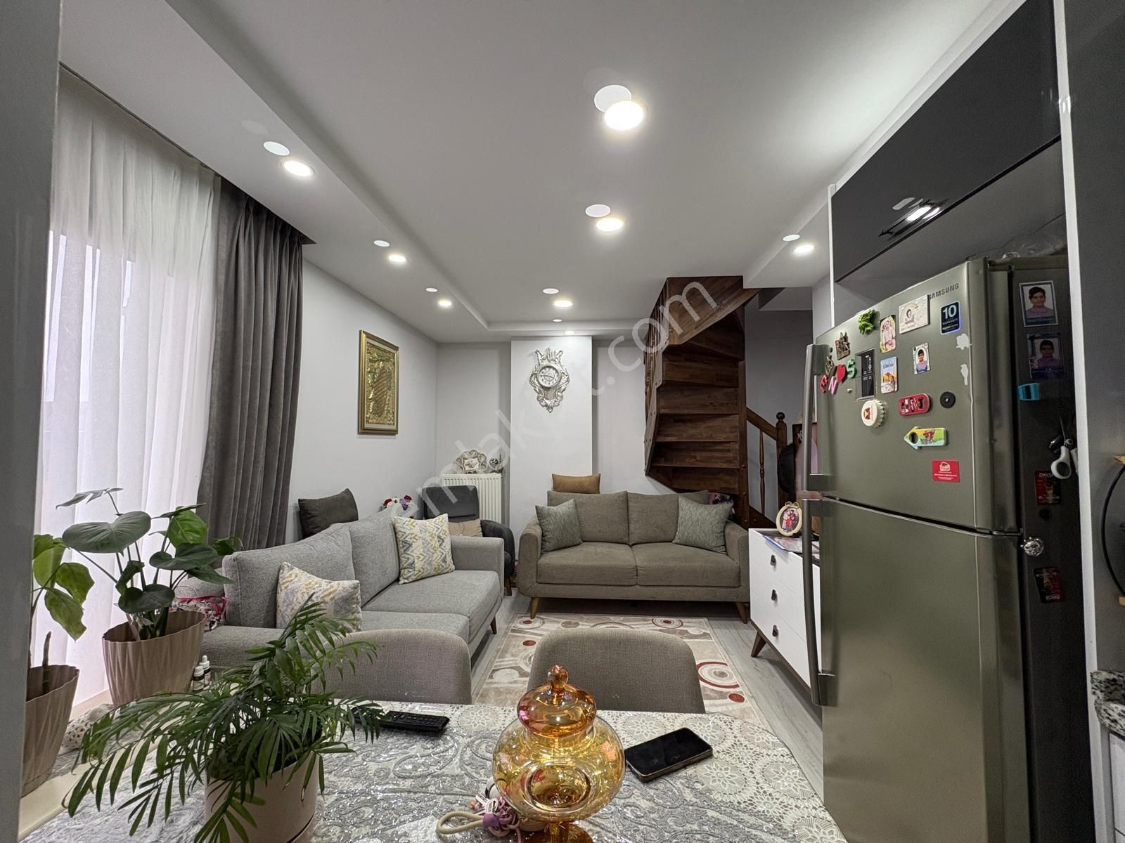 Bayrampaşa Cumhuriyet Caddesinde Bir Yaşında Satılık Dubleks - Görsel 8