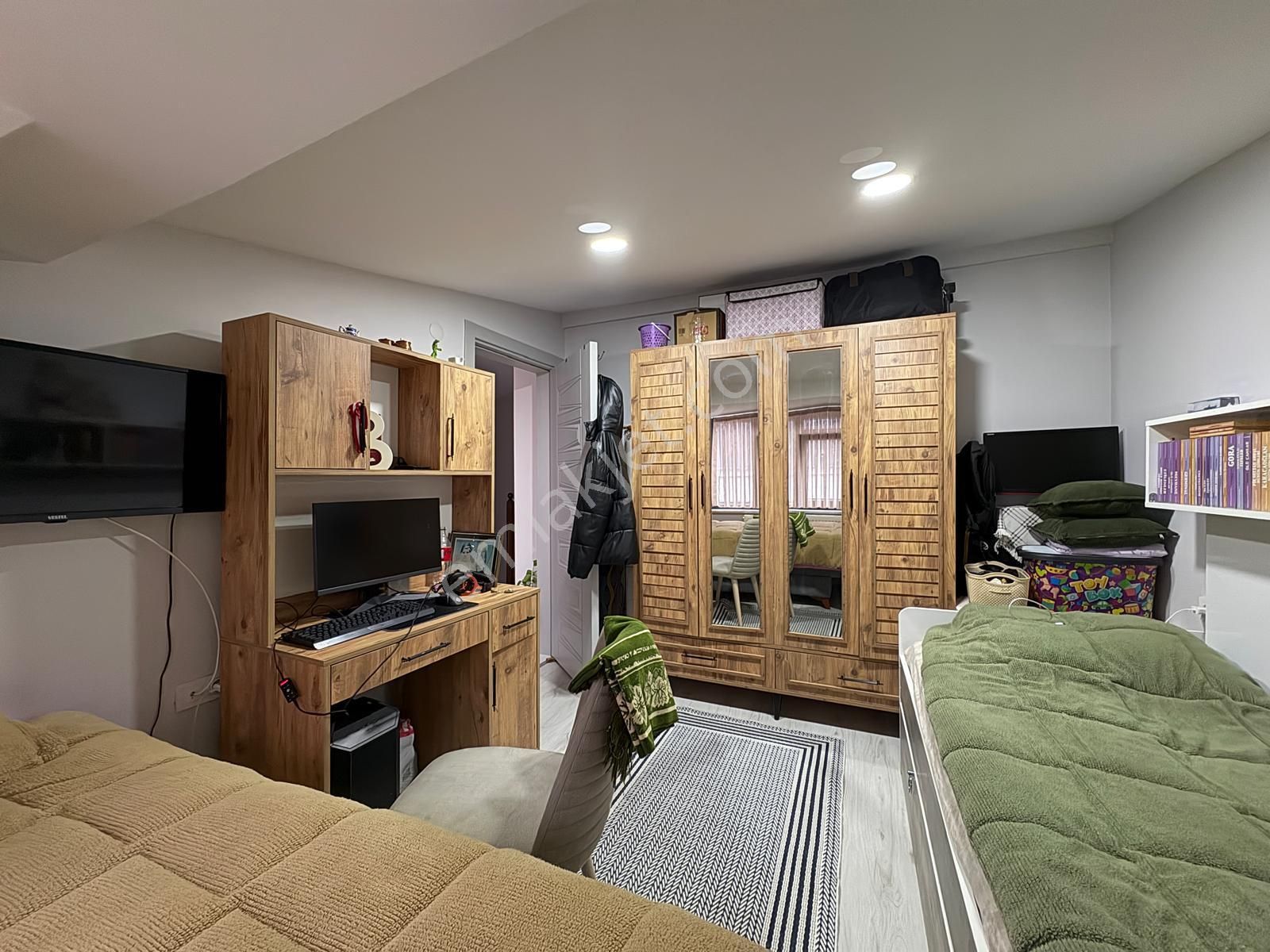 Bayrampaşa Cumhuriyet Caddesinde Bir Yaşında Satılık Dubleks - Görsel 14