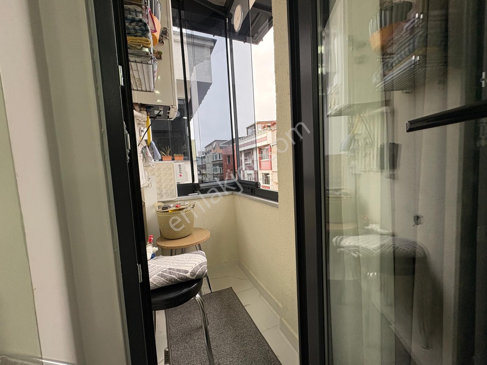 Bayrampaşa Cumhuriyet Caddesinde Bir Yaşında Satılık Dubleks - Görsel 9