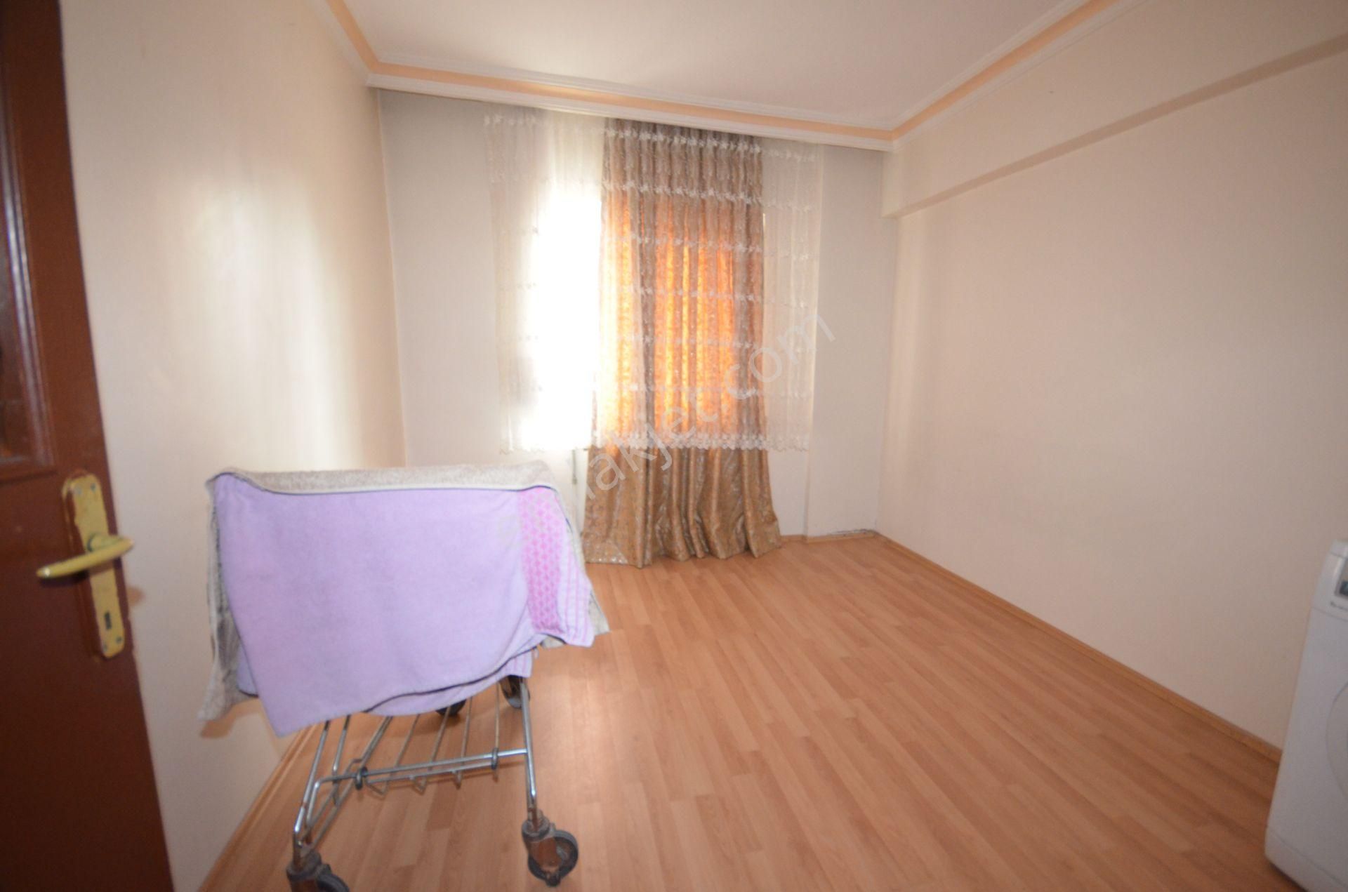 Kalecik Emlak'tan Mimar Sinan Mahallesin'de Klasik 3+1 Daire - Görsel 9