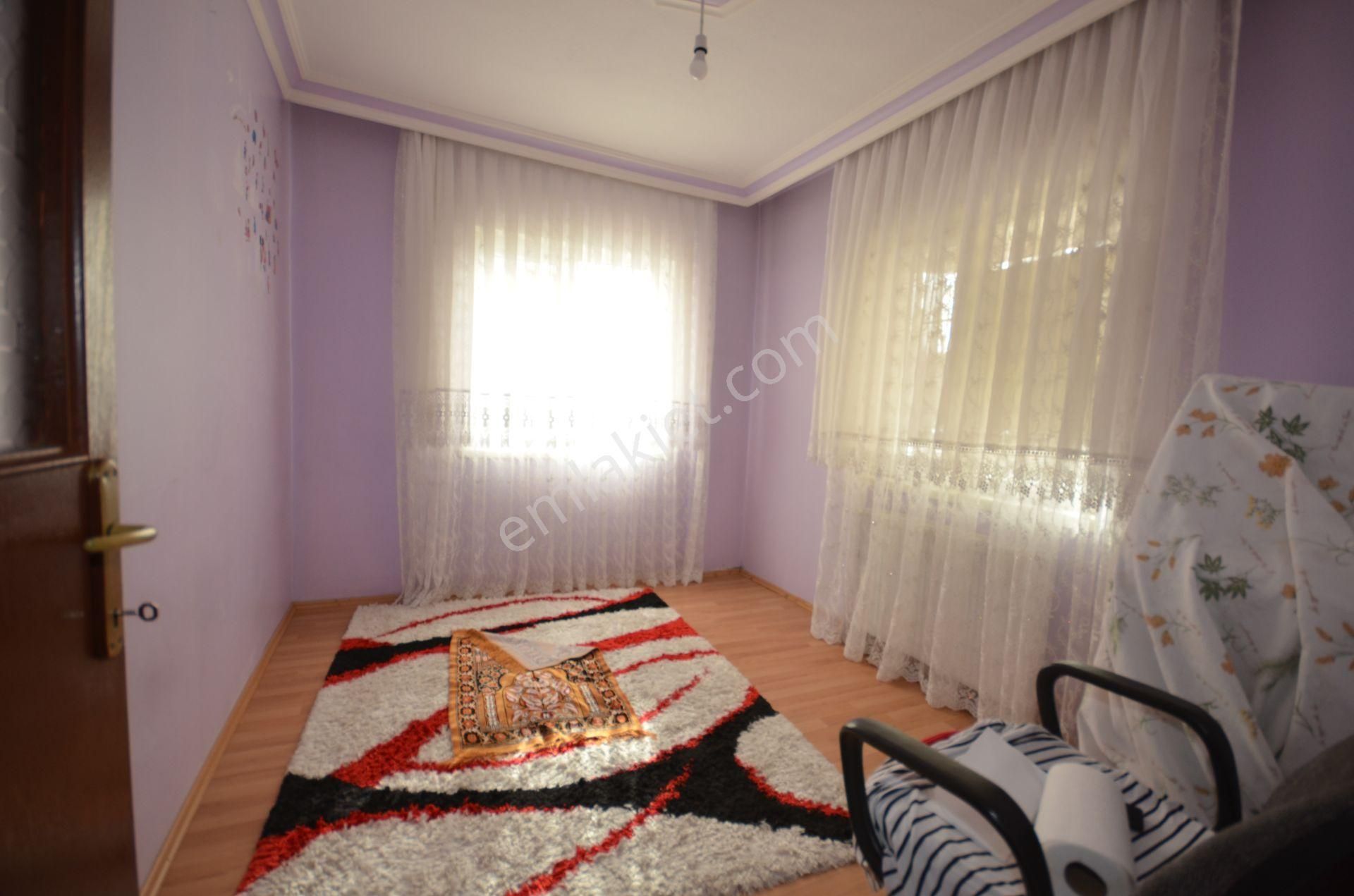 Kalecik Emlak'tan Mimar Sinan Mahallesin'de Klasik 3+1 Daire - Görsel 7