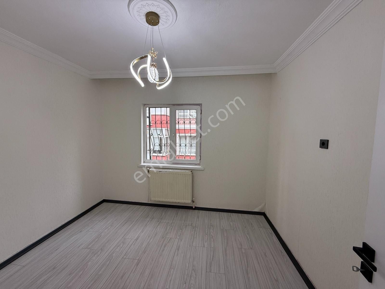 Gülbaba Cadde Üzerinde Orta Kat Ön Cephe Masrafsız 3+1 Satılık - Görsel 14