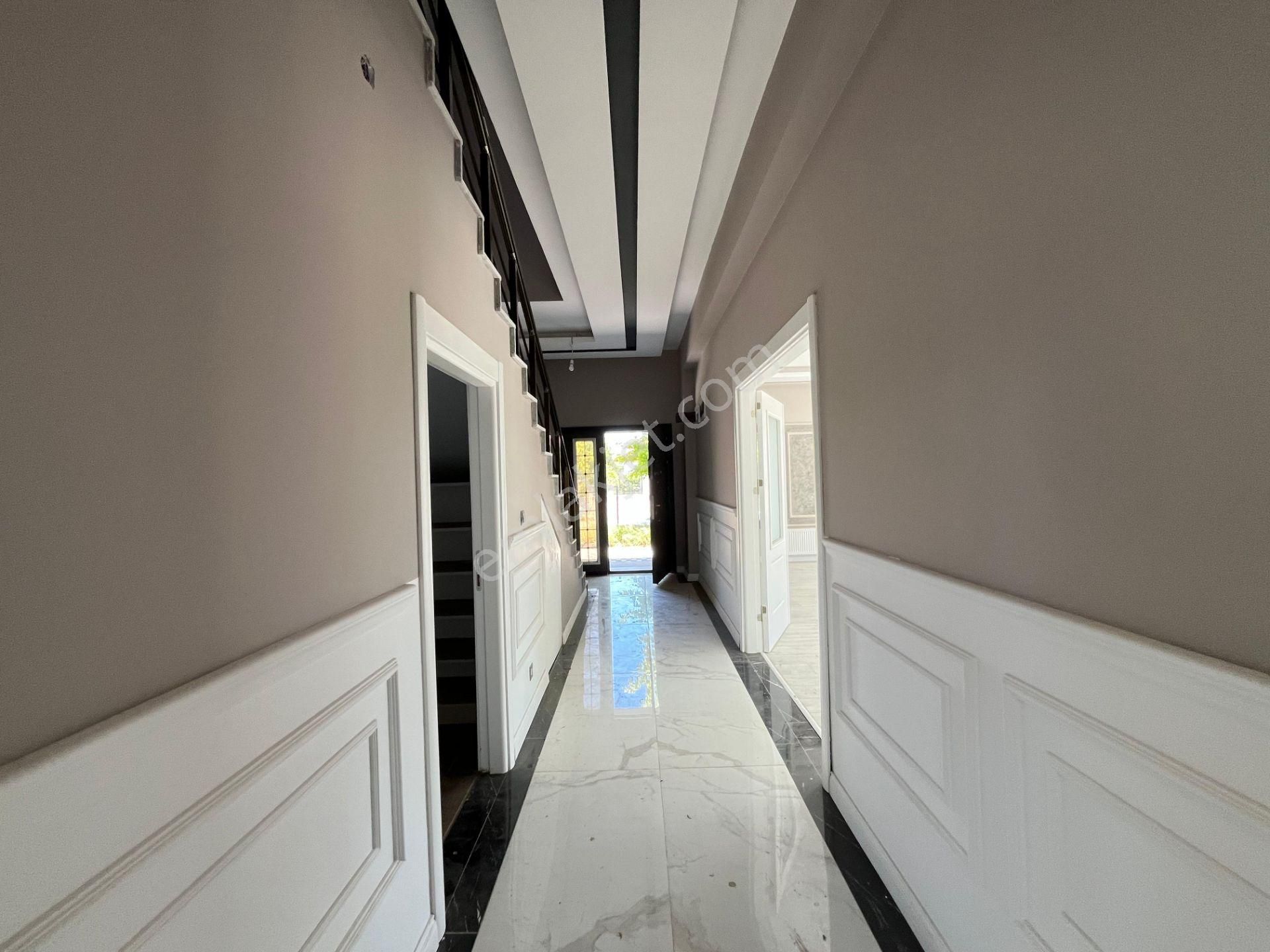 Gesi Saglık Mah. 4,5+1 Köşe Başı Bagımsız Sıfır Lüks Villa - Görsel 9