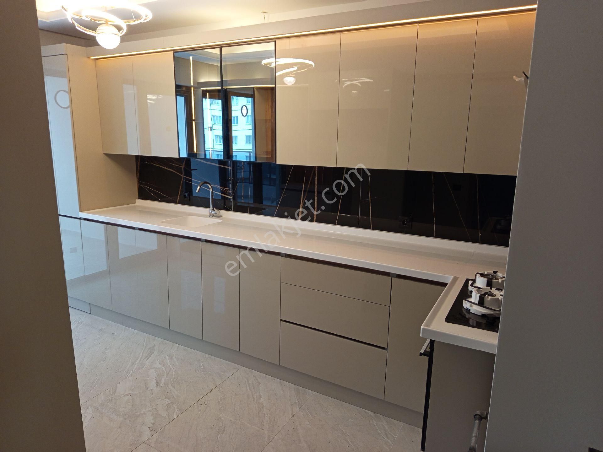 Ultra Lüks Yapılı 3+1 Katta Menderes Te Ayaş Yoluna Yakın - Görsel 7