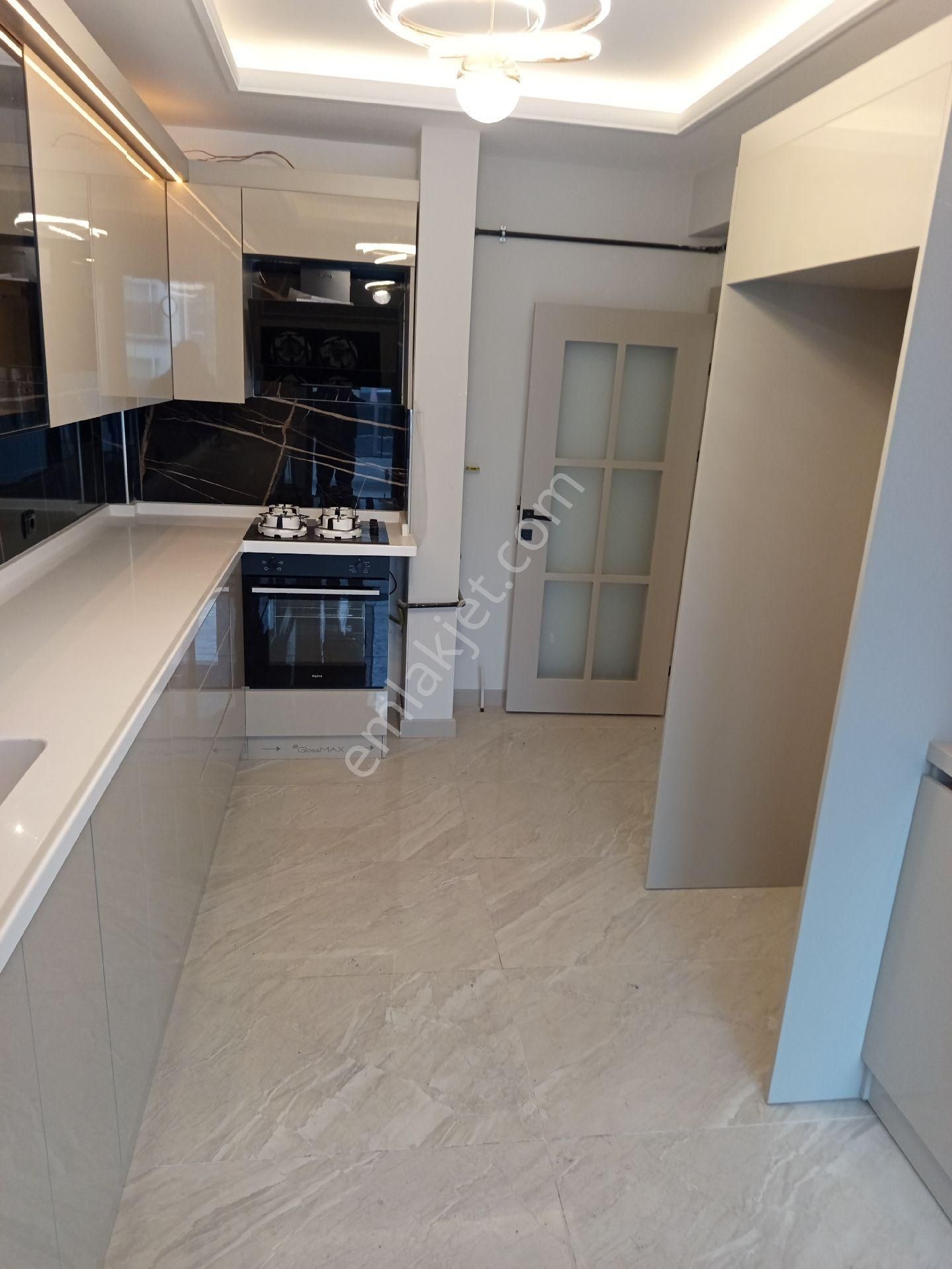 Ultra Lüks Yapılı 3+1 Katta Menderes Te Ayaş Yoluna Yakın - Görsel 14