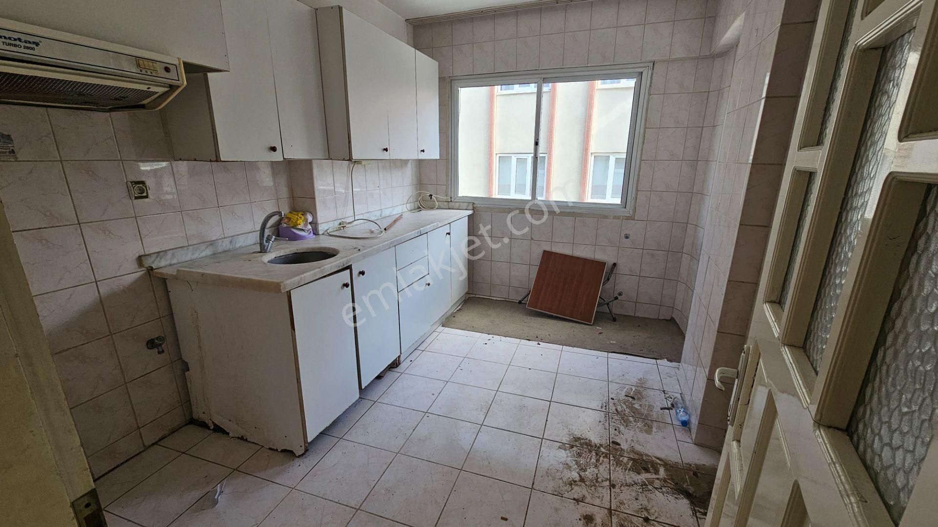 Göçmen Gayrimenkul'den Kurtuluş Mah.3+1 Satılık Daire - Görsel 8