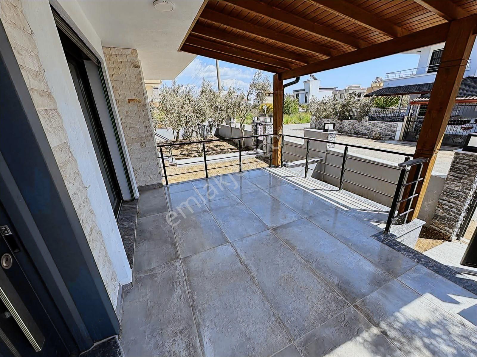 İzmir Seferihisar Doğanbey De Satılık 2+1 Yazlık Villa - Görsel 15