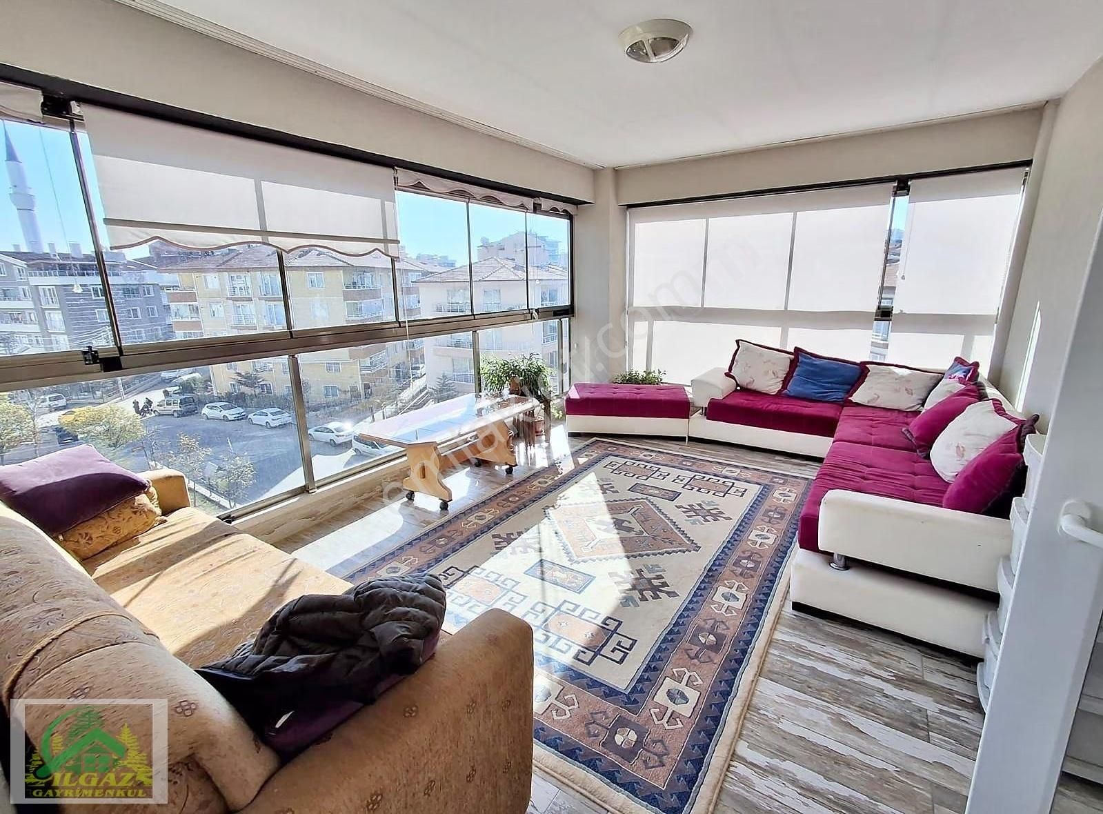 Estergon Konutların'da 4+1 Manzaralı Teras Balkon Fırsat Dairesi - Görsel 2