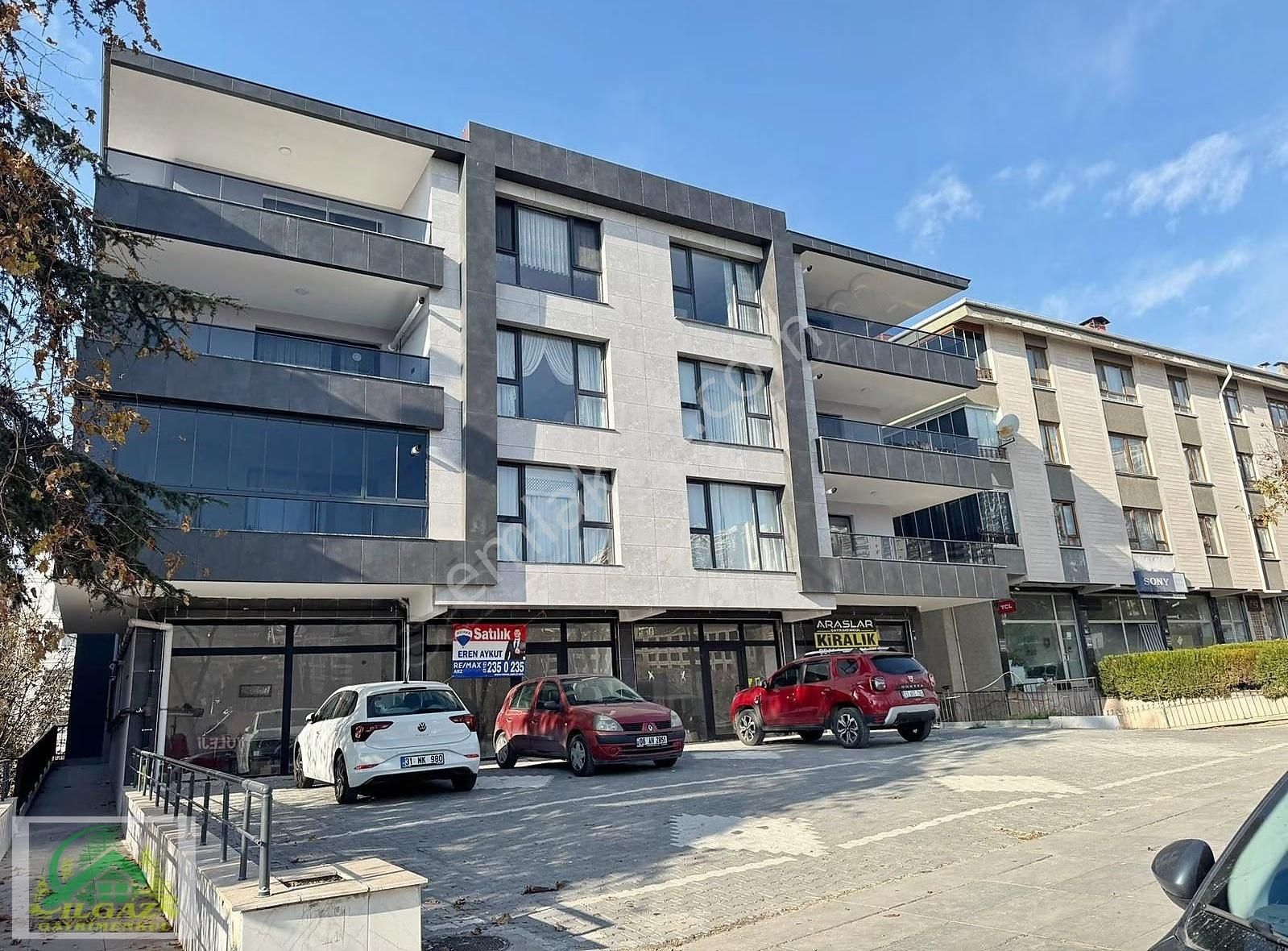 Etlik Caddesi Üzeri Sıfır Bina'da 2+1 Yüksek Giriş Ara Kat Daire