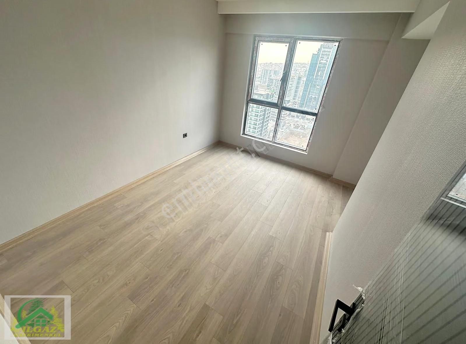 Ovacık'ta Bulvar Üzerinde Kat'ta 220m² Lüx Fırsat Site Dairesi ! - Görsel 6