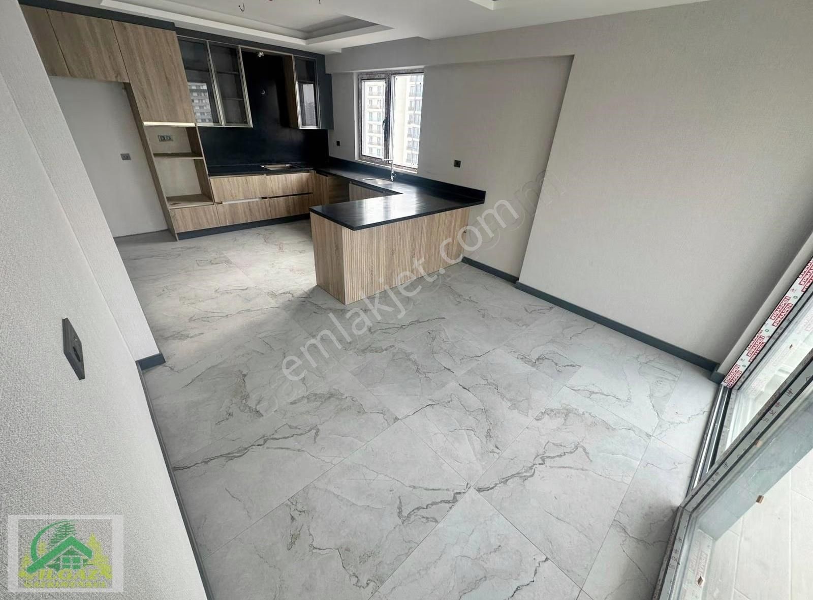 Ovacık'ta Bulvar Üzerinde Kat'ta 220m² Lüx Fırsat Site Dairesi ! - Görsel 33