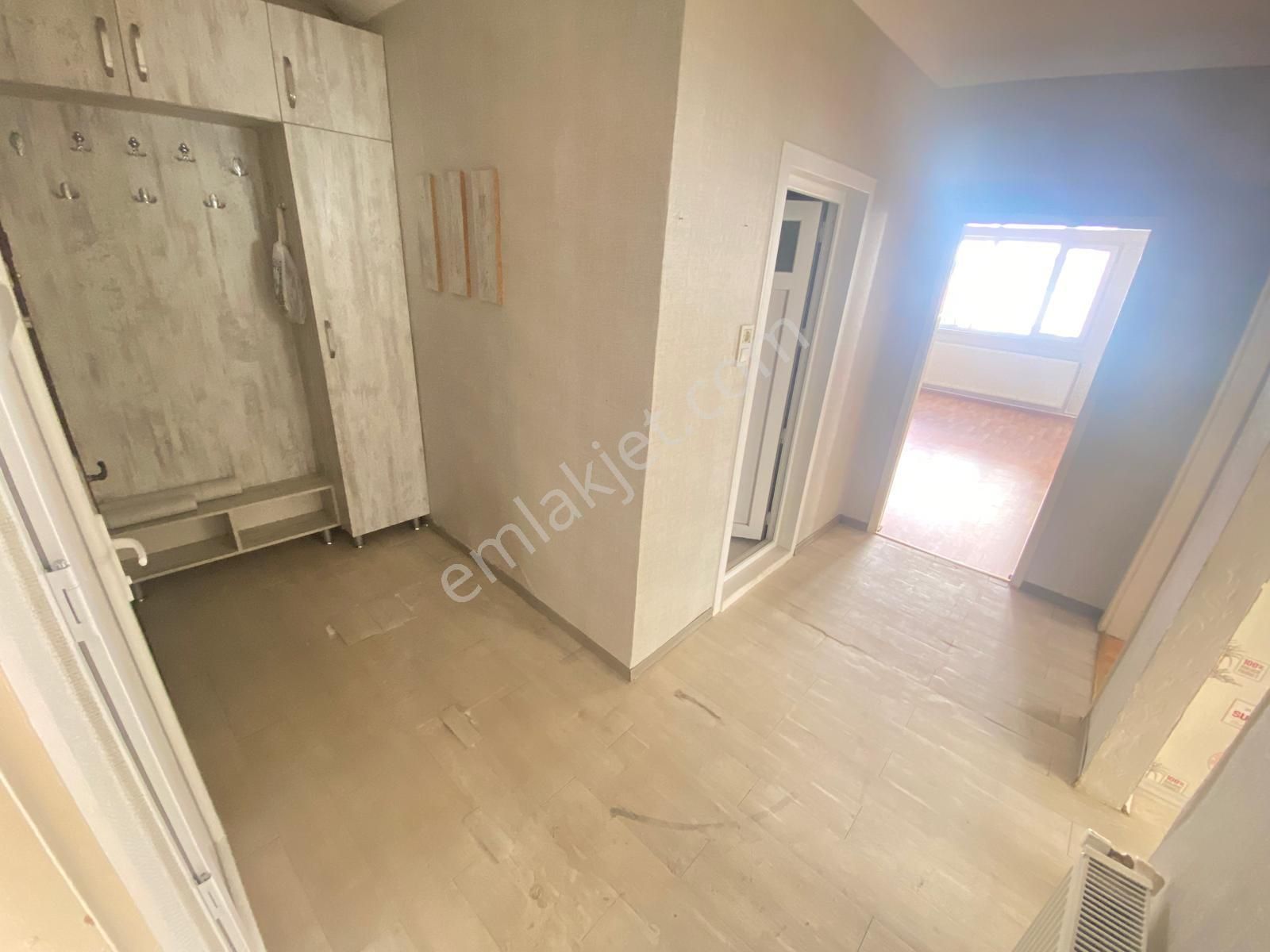 Sincan Mareşal Çakmak Mhde 3+1 Ara Katta Ebeveyn Banyolu Harika Konumda Daire - Görsel 25