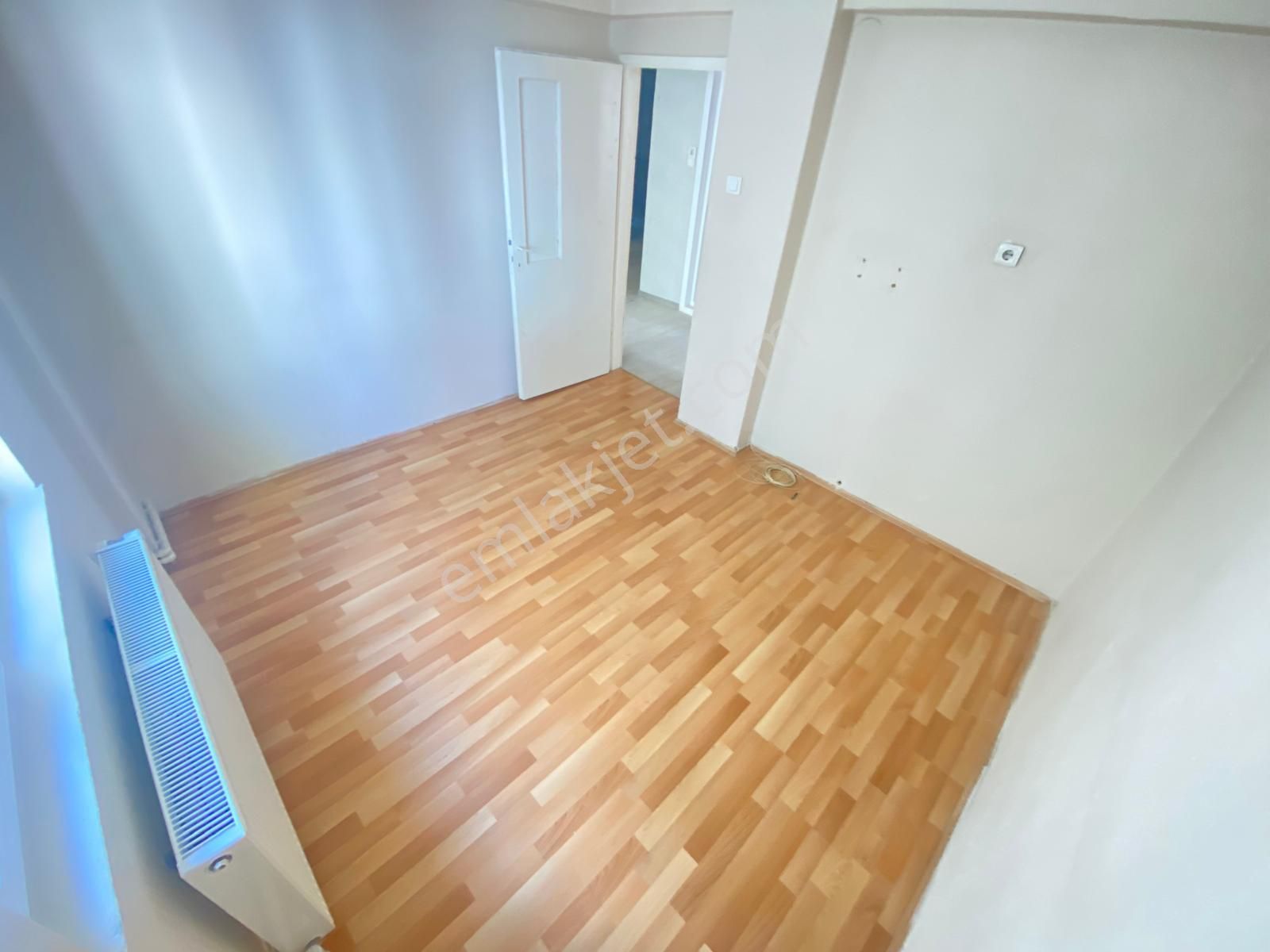 Sincan Mareşal Çakmak Mhde 3+1 Ara Katta Ebeveyn Banyolu Harika Konumda Daire - Görsel 16