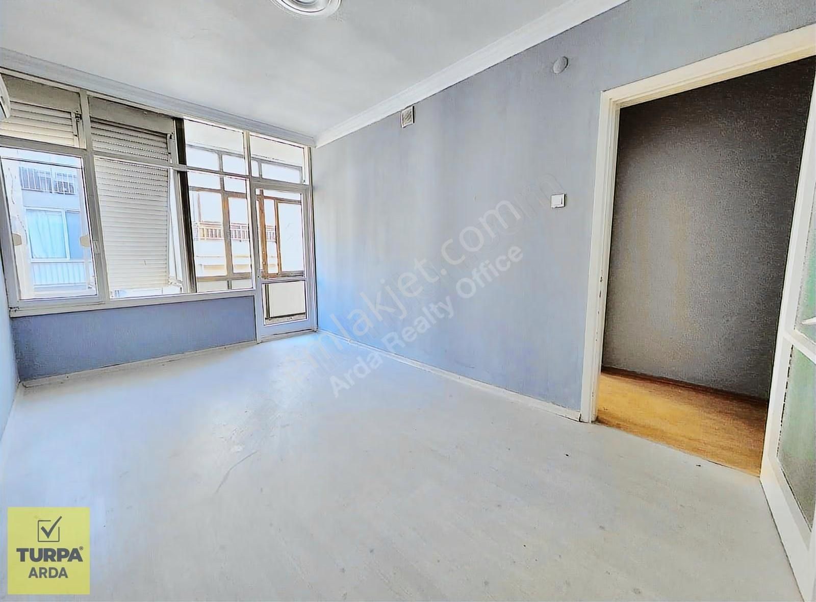 Alaybey Merkez Çarşı Yakını Çift Cephe 2+1 115 M² - Görsel 2