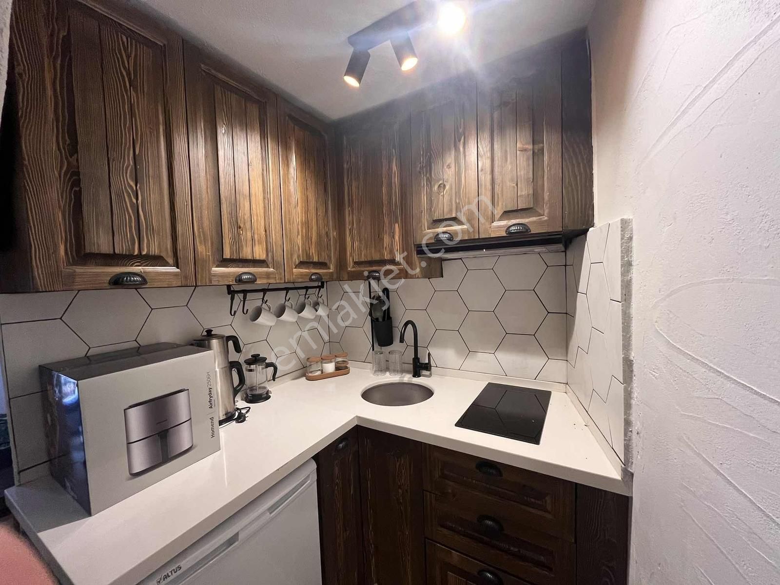 Fethiye Paspatur Girişinde Harika Konumda Uzun Dönem Kiralık 1+1 - Görsel 12