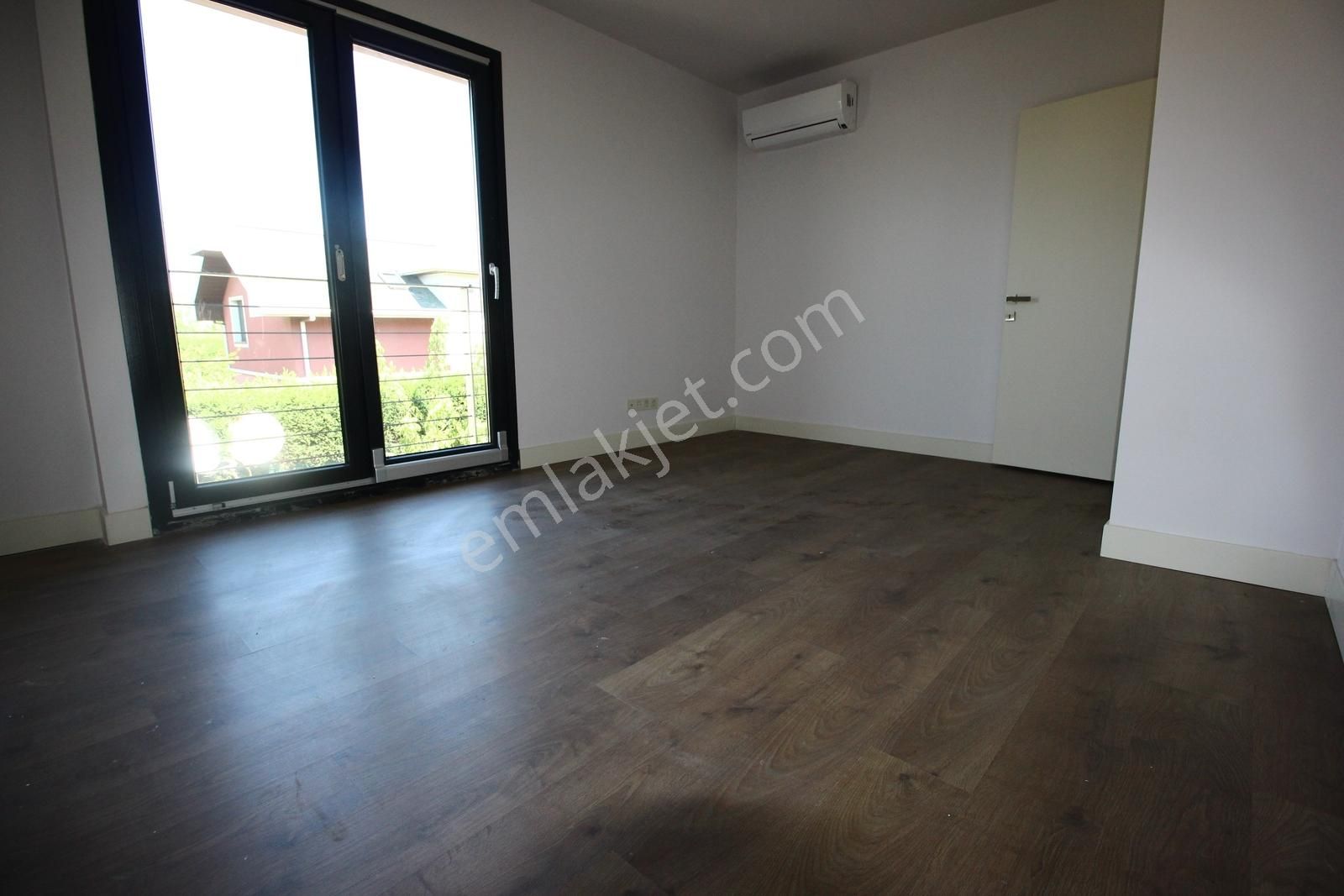 Tamiş'den Tuzla Marine Villalarında Havuzlu 5+2 Triplex Villa - Görsel 15