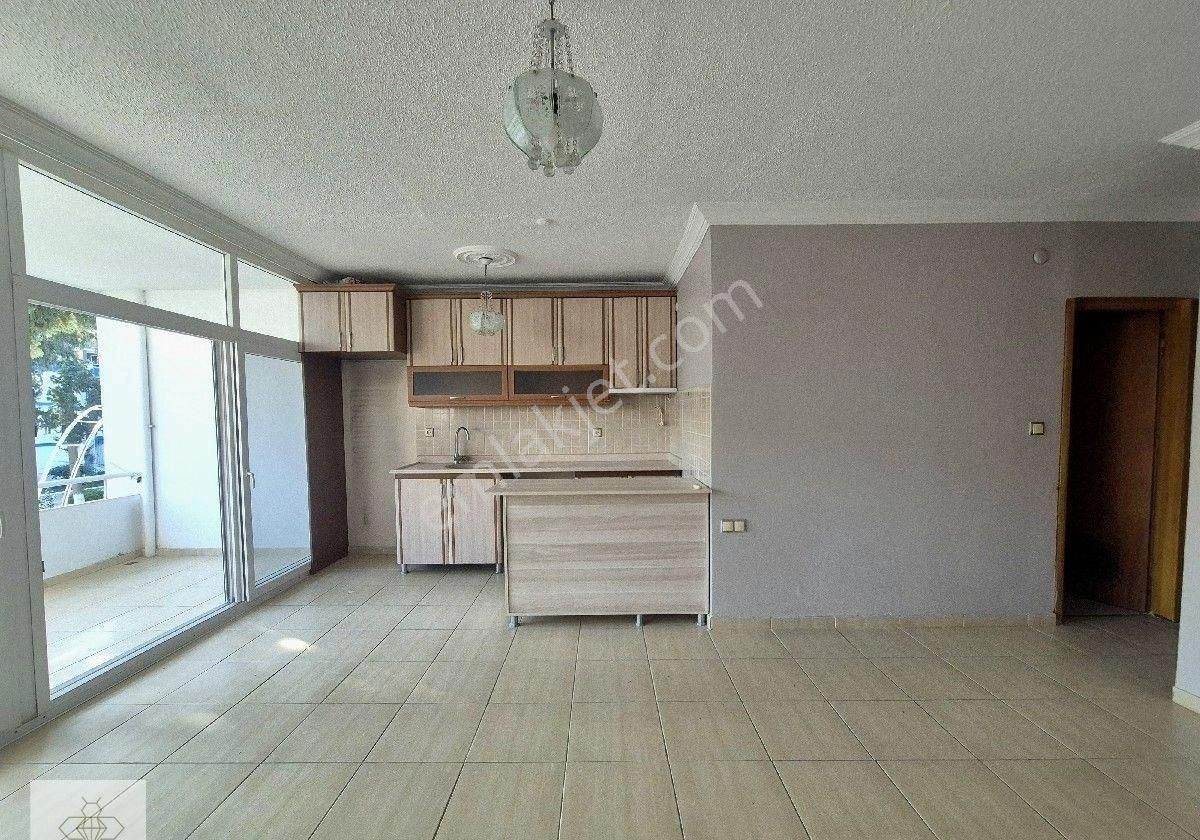 Bee'den Kiralık Müstakil Konumda Orta Kat Daire - Görsel 7