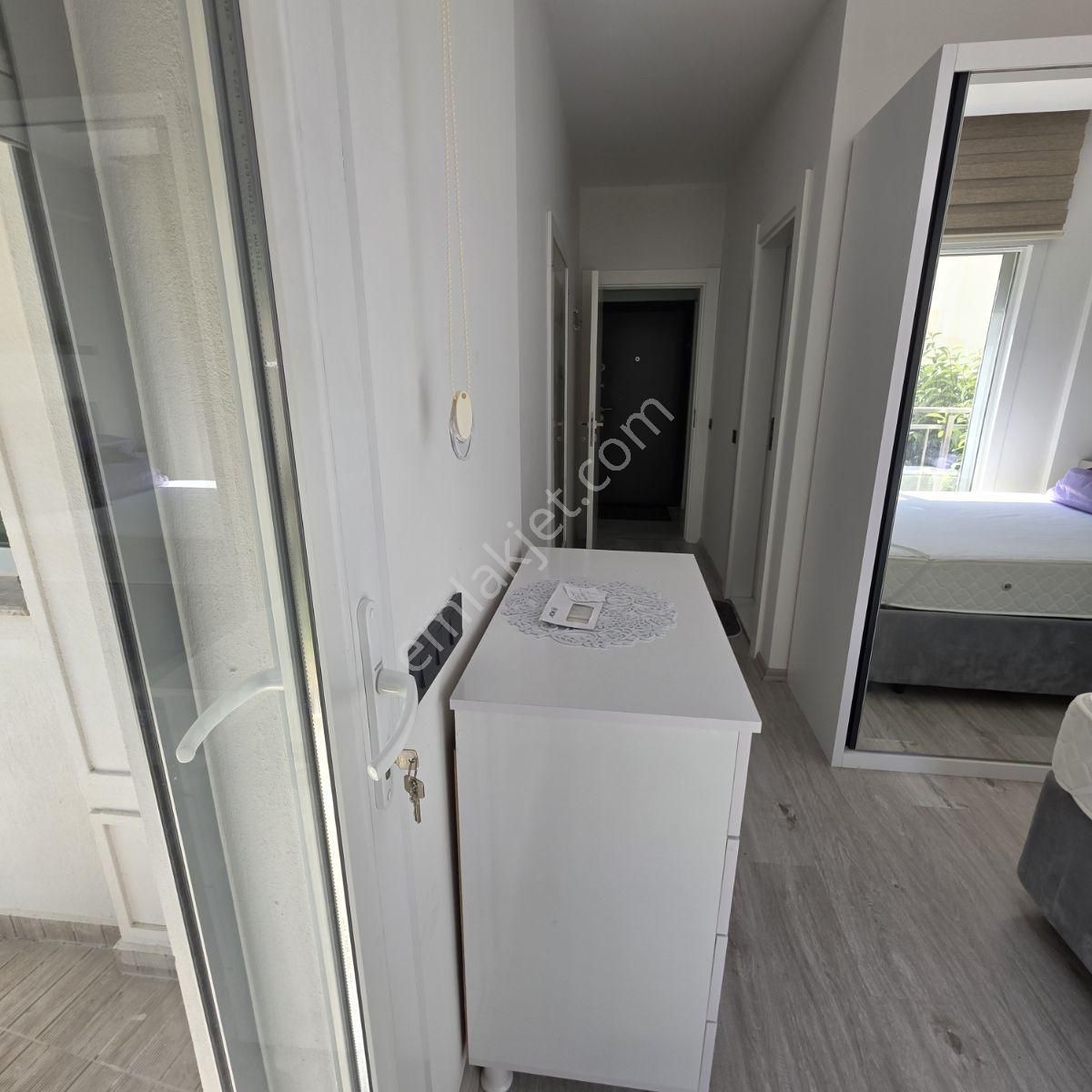Havuzlu Site İçinde 2+1 Eşyalı Bahçe Katı Daire Kiralıktır.. - Görsel 14