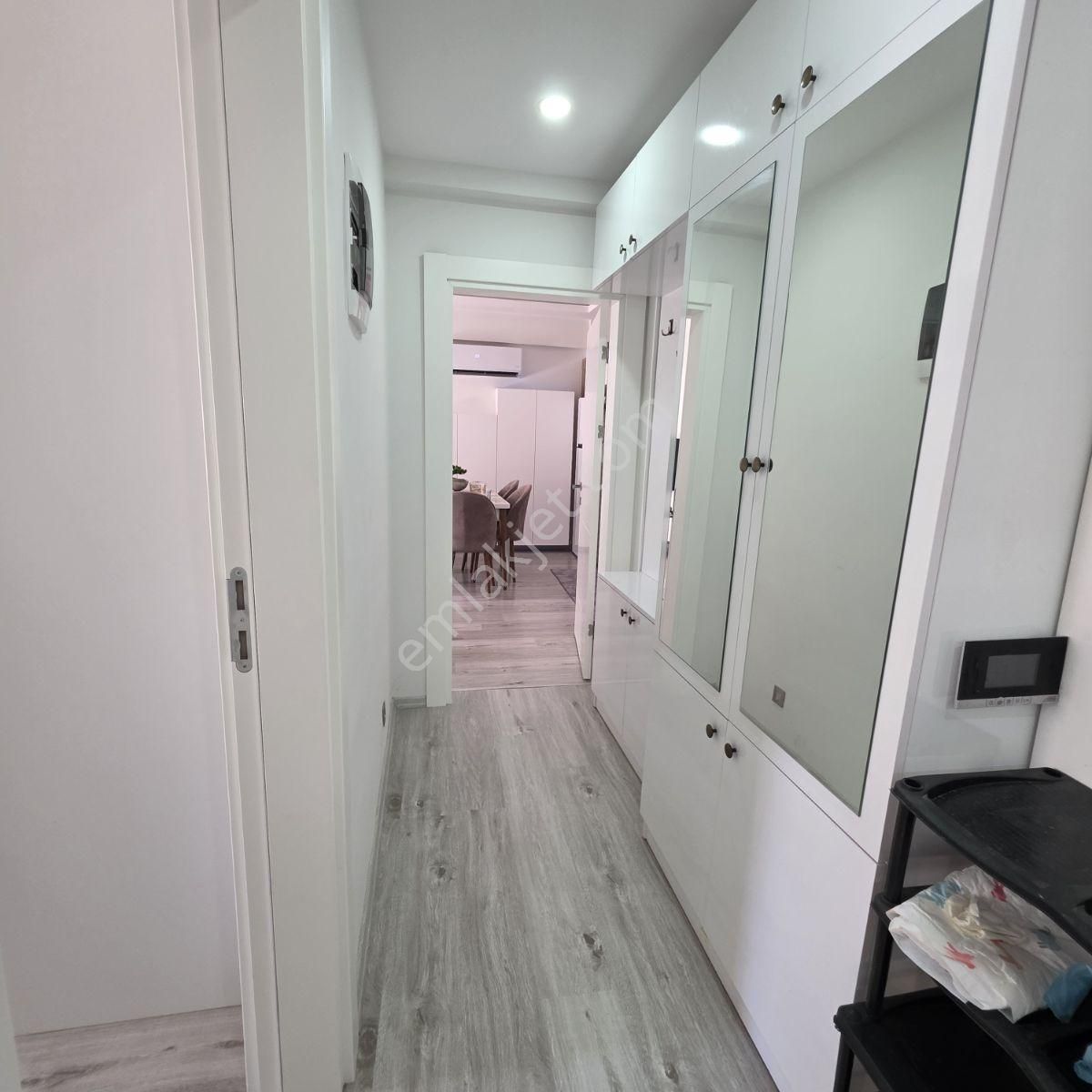 Havuzlu Site İçinde 2+1 Eşyalı Bahçe Katı Daire Kiralıktır.. - Görsel 2