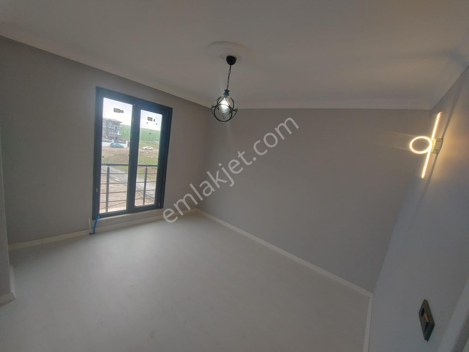 Yeniçiftlik Merkezde Ultra Lüks Köşe 4+1 Tribleks Villa - Görsel 17