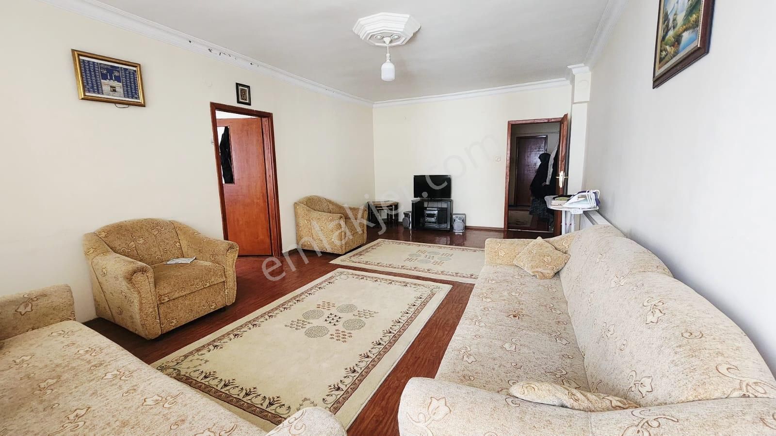 Kalecik Emlak'tan Fatih Mahallelsinde Güney Doğu Cepheli 3+1 - Görsel 8