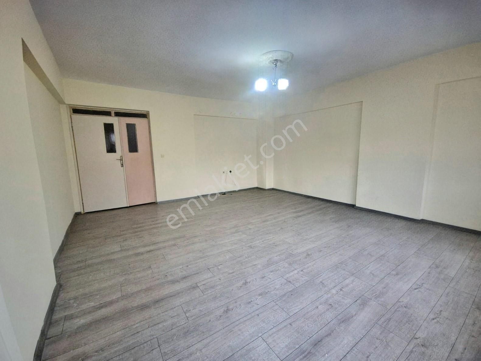 Dutlubahçe'de Masrafsız Kaçırılmayacak 3+1 Fırsat Daire - Görsel 7