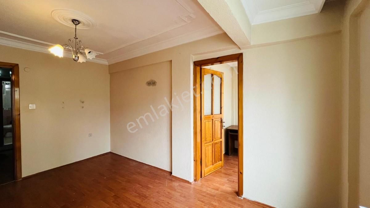 Akıncılar Mah. 4 Katlı Arsa Alanı 152 M2 Satılık Komple Bina - Görsel 20