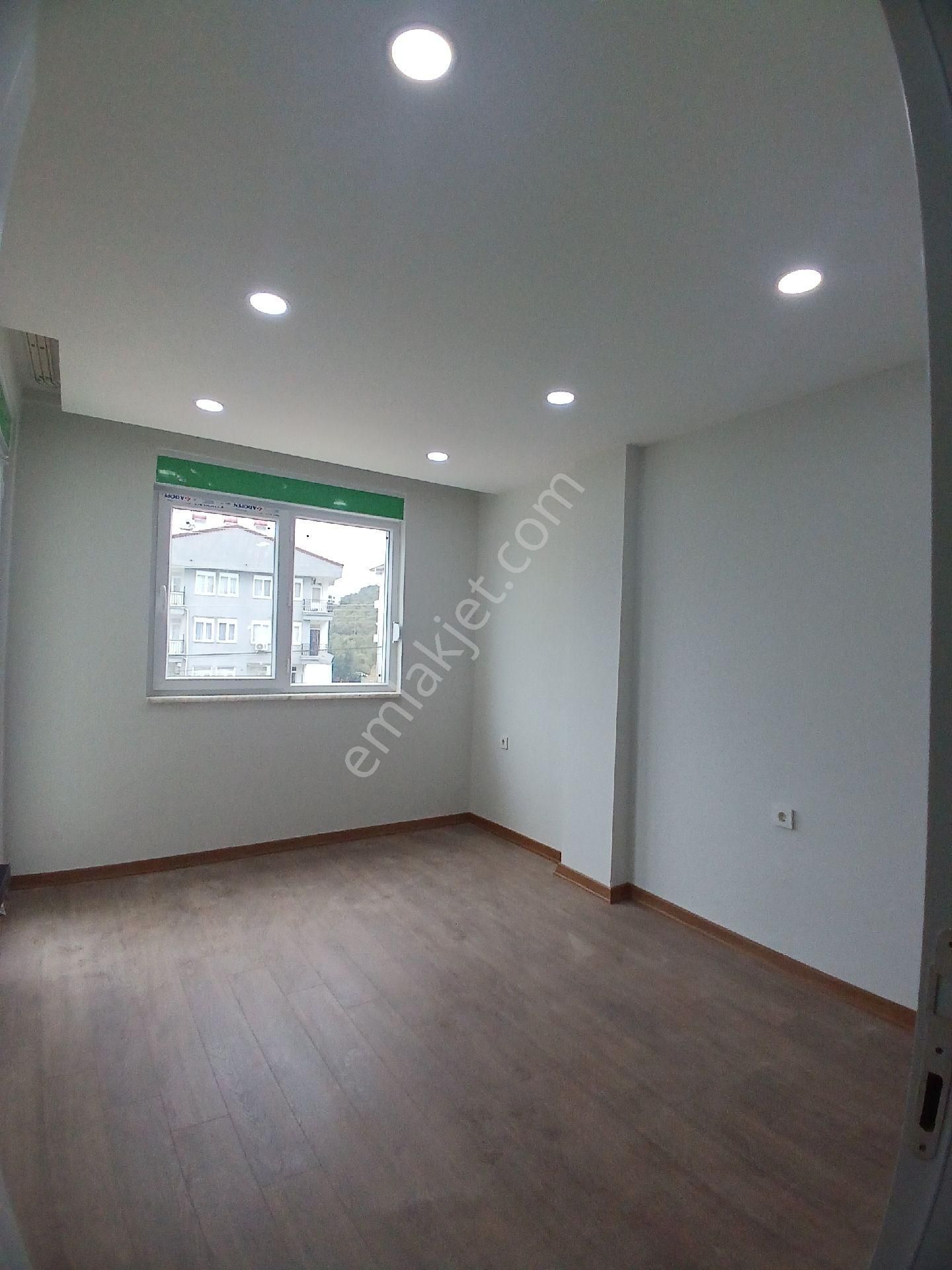 İlica Satılık Havuzlu 1+1 Daire - Görsel 8