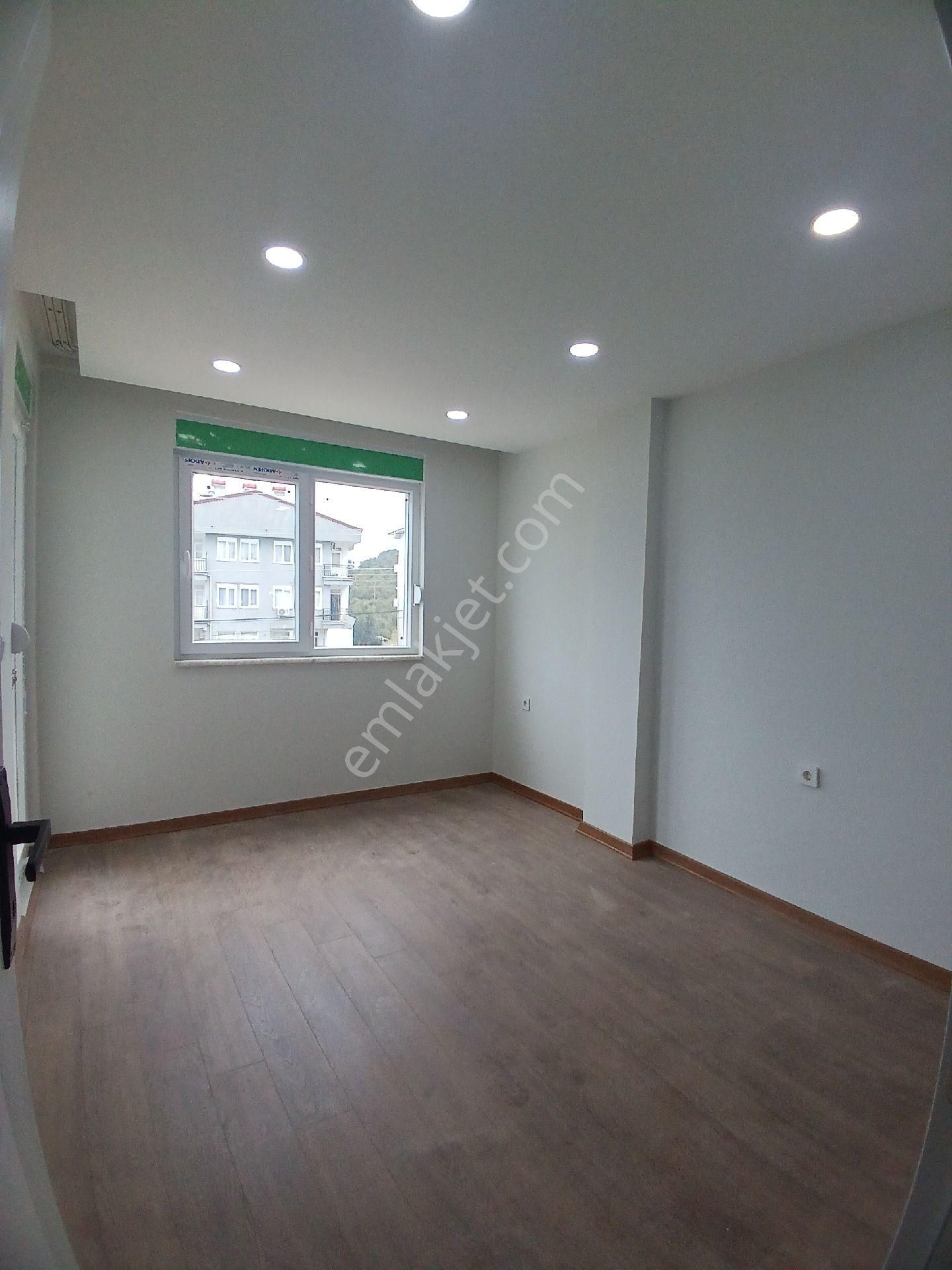 İlica Satılık Havuzlu 1+1 Daire - Görsel 9