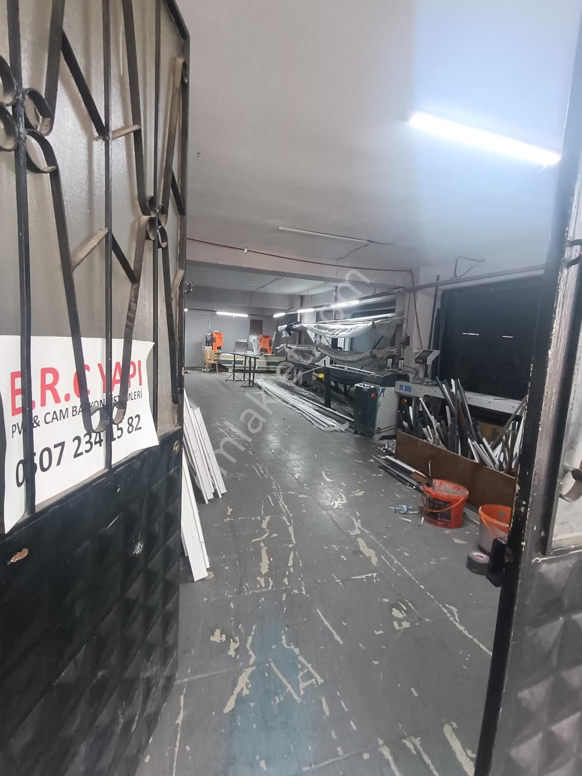 Bursa / Yıldırım Yavuzselim Mahallesinde Kiralık Atolye 400 M2 - Görsel 9