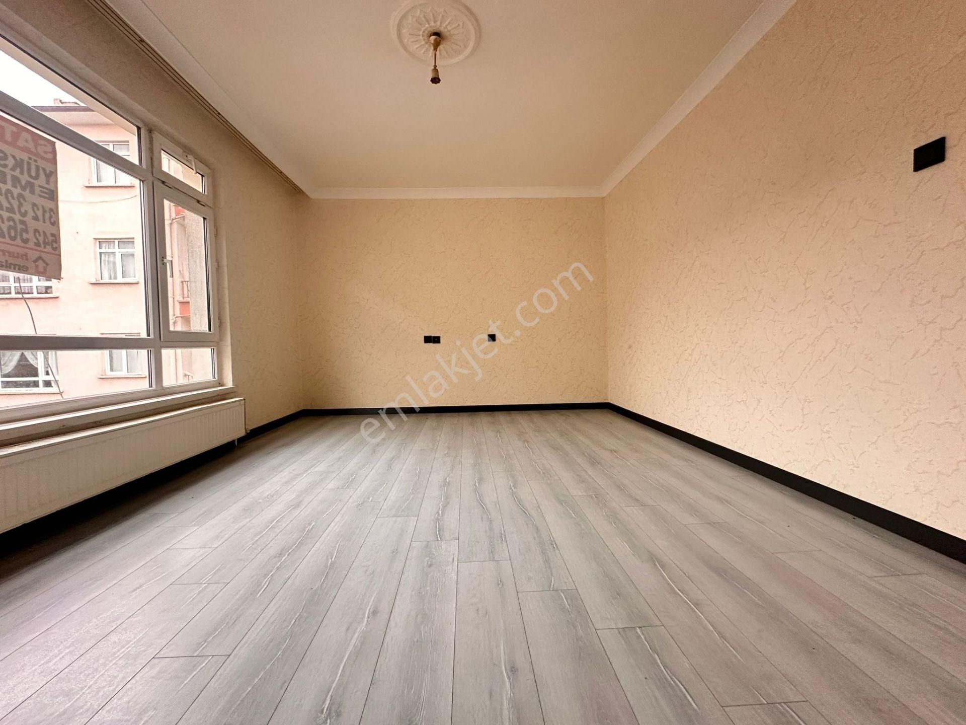 Çiçekli Yunus Emre Caddesi Yanı 2+1 Katta Süper Lüks Kaçmaz - Görsel 7