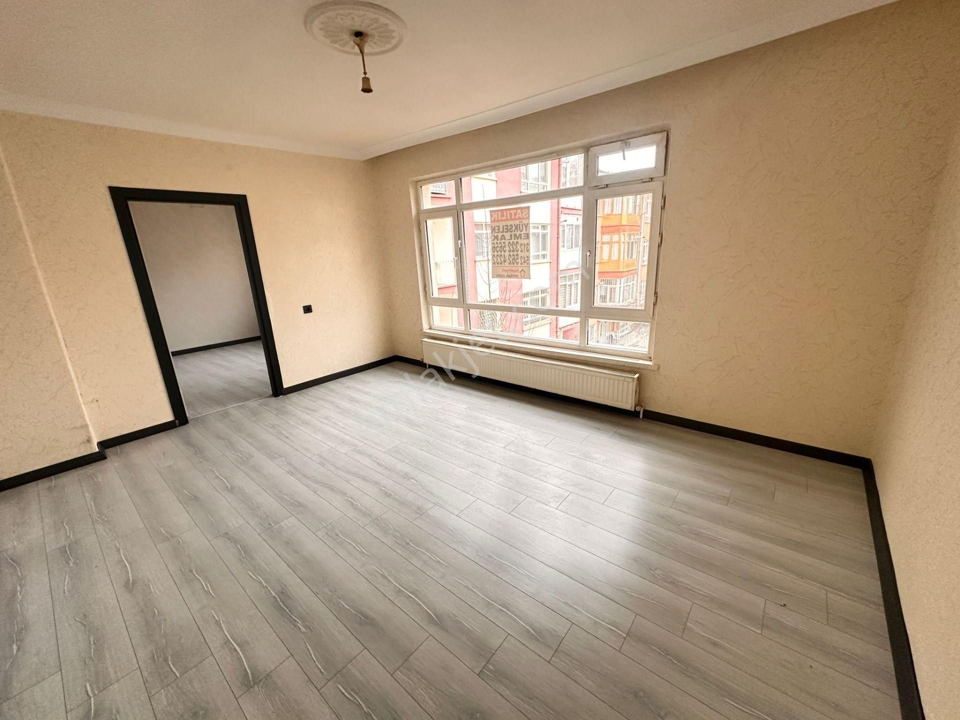 Çiçekli Yunus Emre Caddesi Yanı 2+1 Katta Süper Lüks Kaçmaz - Görsel 12