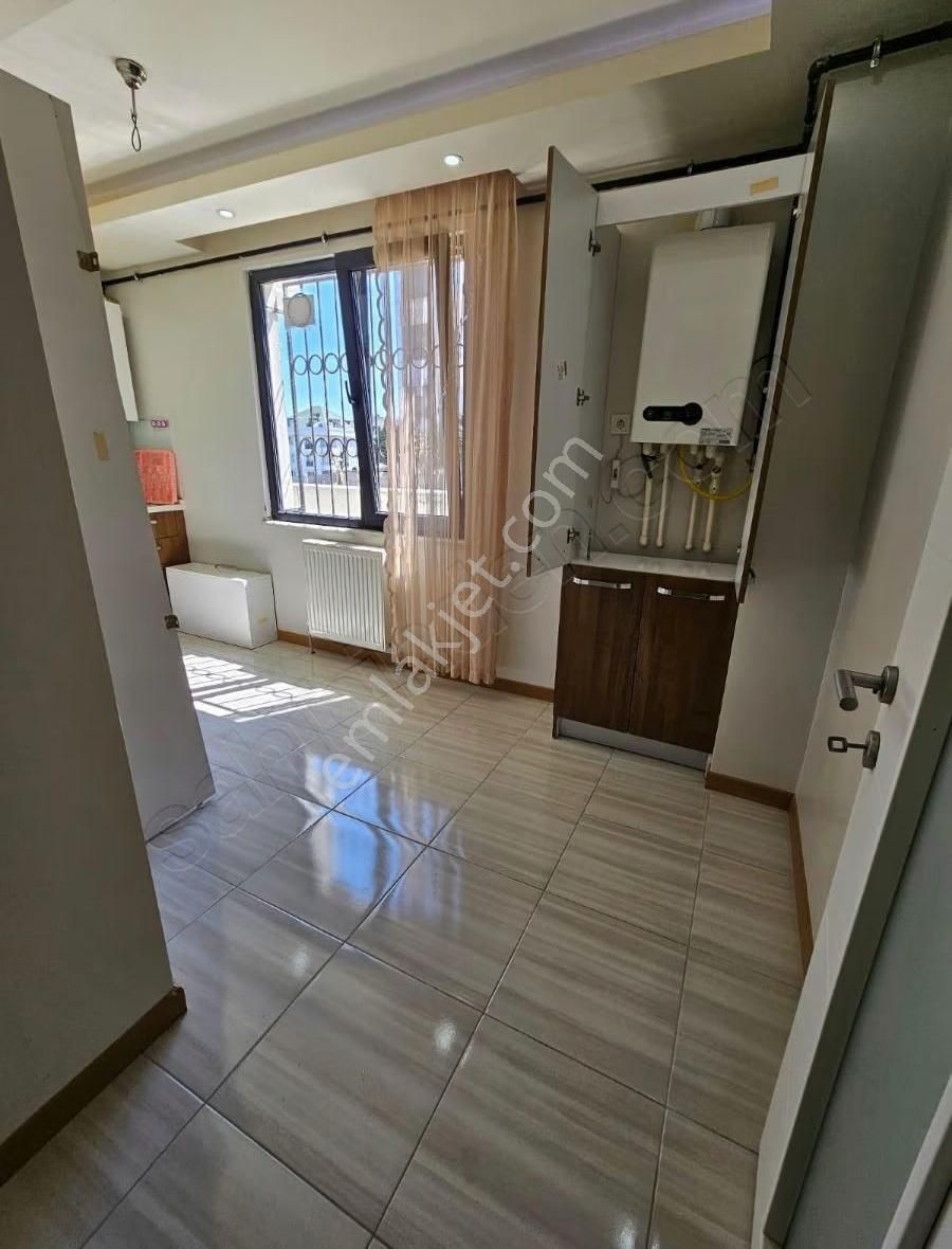 Beylikdüzü Kavaklı Merkez 2+1 Düz Giriş - Görsel 9