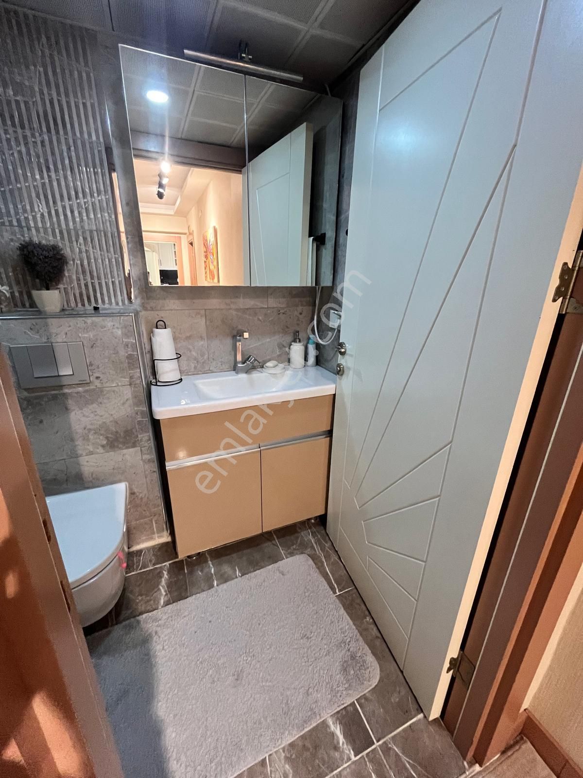 Yeni Bina Asansörlü Ön Cephe Giyinme Odalı + Kiler 3+1 Dublex - Görsel 24