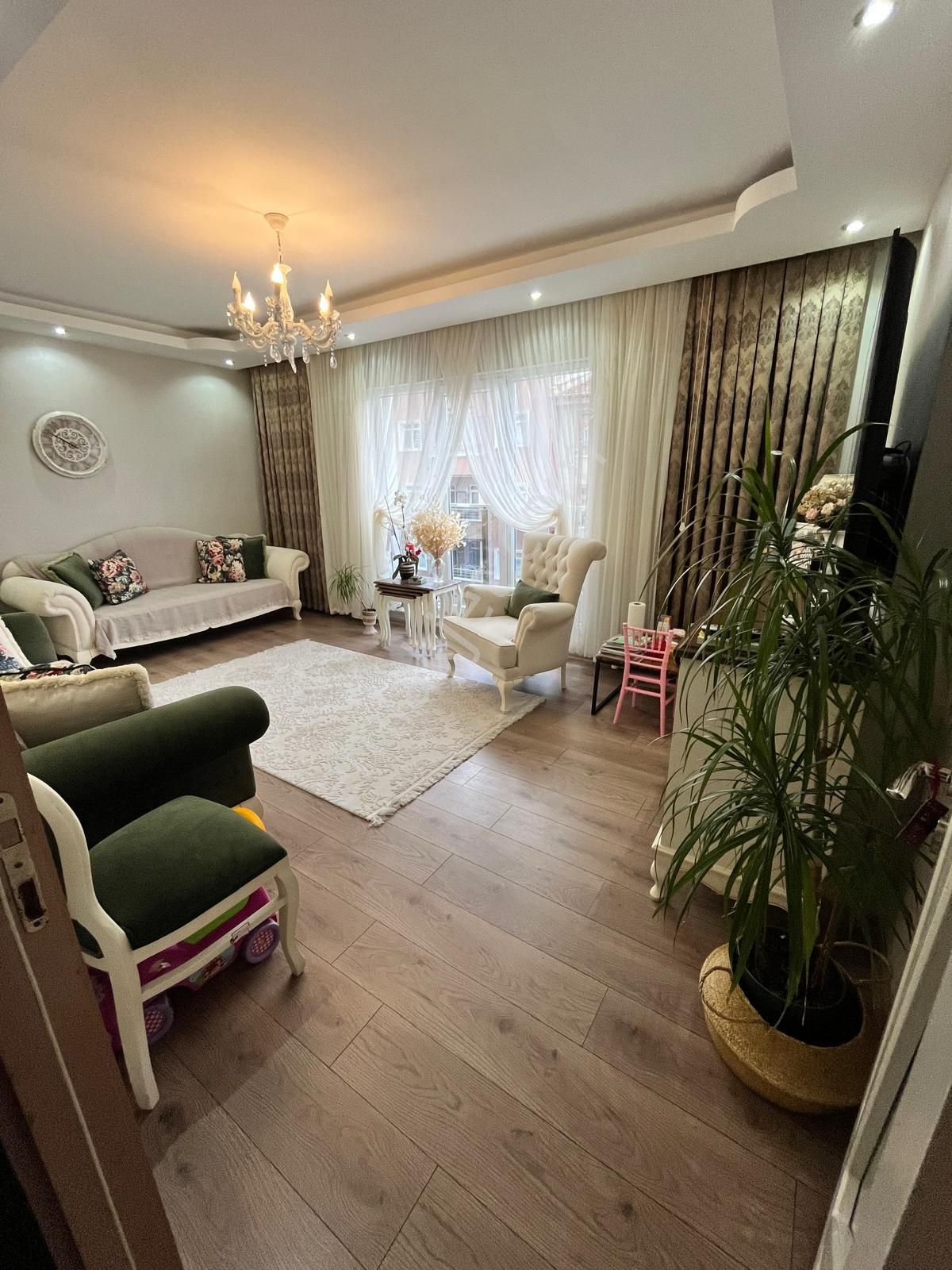 Yeni Bina Asansörlü Ön Cephe Giyinme Odalı + Kiler 3+1 Dublex - Görsel 5