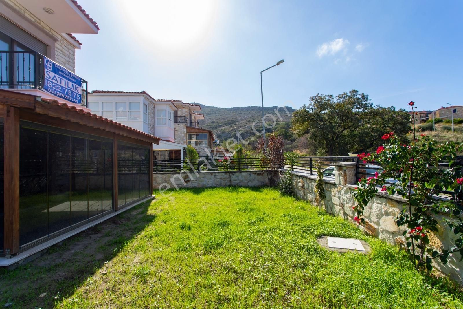 Foça Atatürk Mah. Satılık Müstakil Bahçeli 2+1 Dubleks Villa - Görsel 3