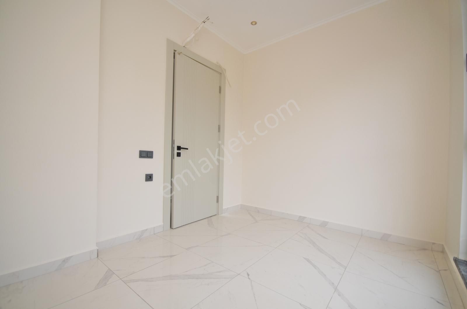 Alanya Demirtaş'da Manzaralı Satılık 2+1 Daireler Kapalı Havuzlu - Görsel 16