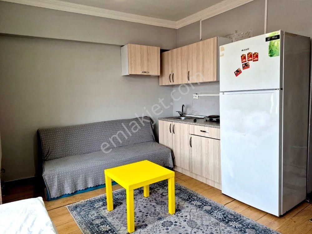 Adapazarı Merkezde Kiralık Eşyalı Stüdyo Daire
