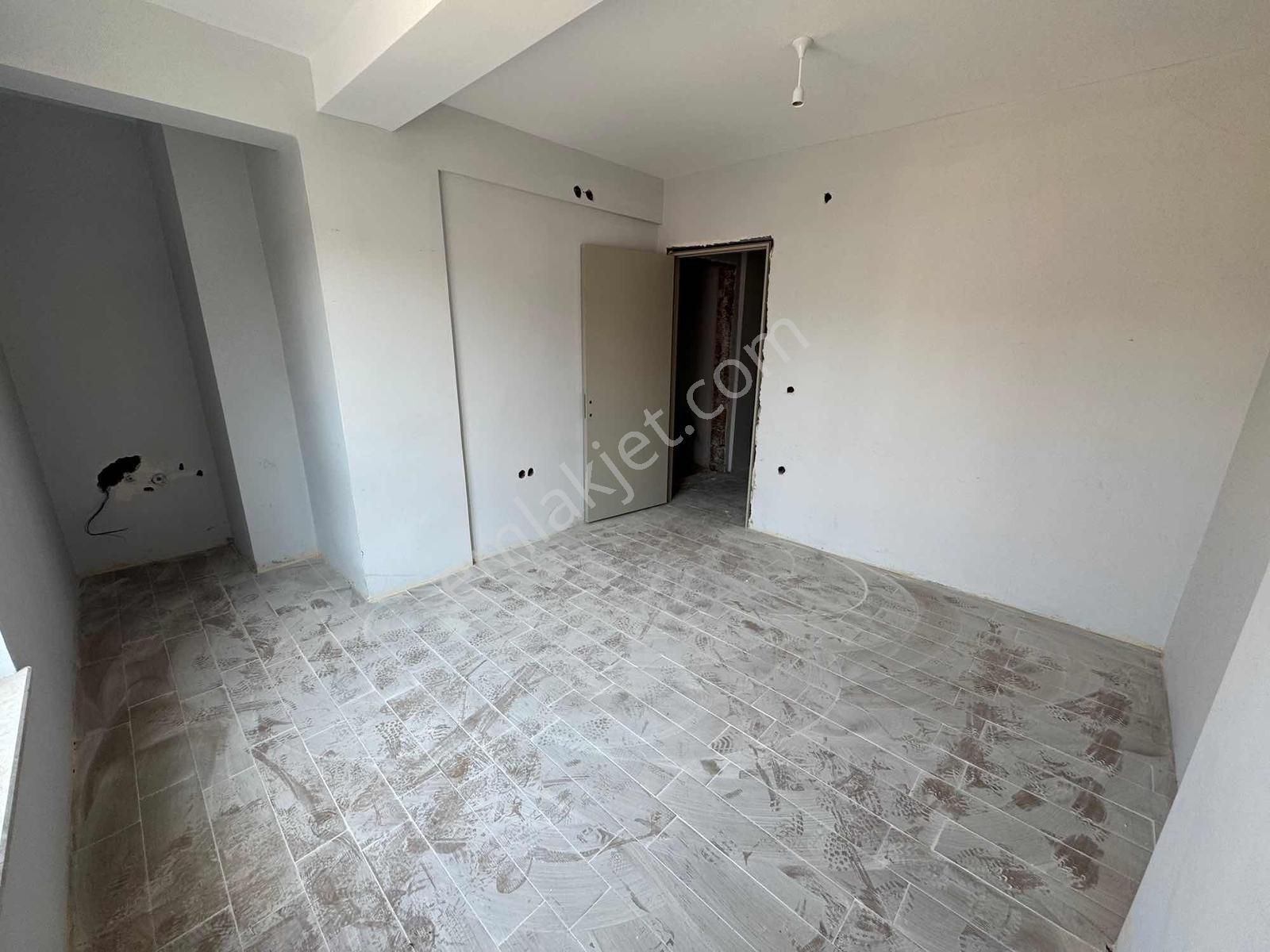 Şirintepe Mh. Cadde Üzeri Asansörlü, Balkonlu Satılık 2+0 Daire - Görsel 8