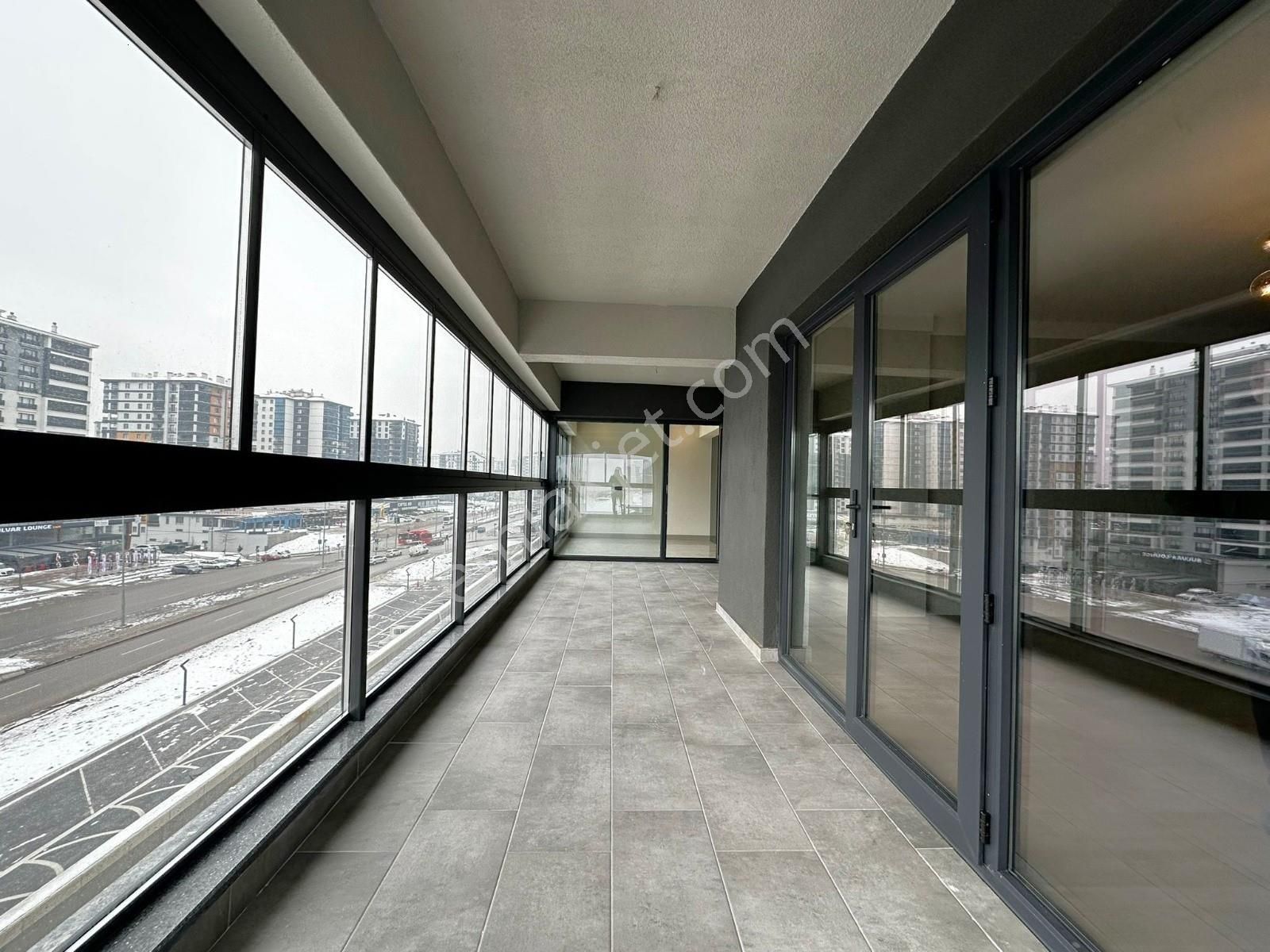 Çiftçioğullarından▃bulvar'da 7/24 Güvenlikli K.otoparklı Lüx 4+1 - Görsel 4