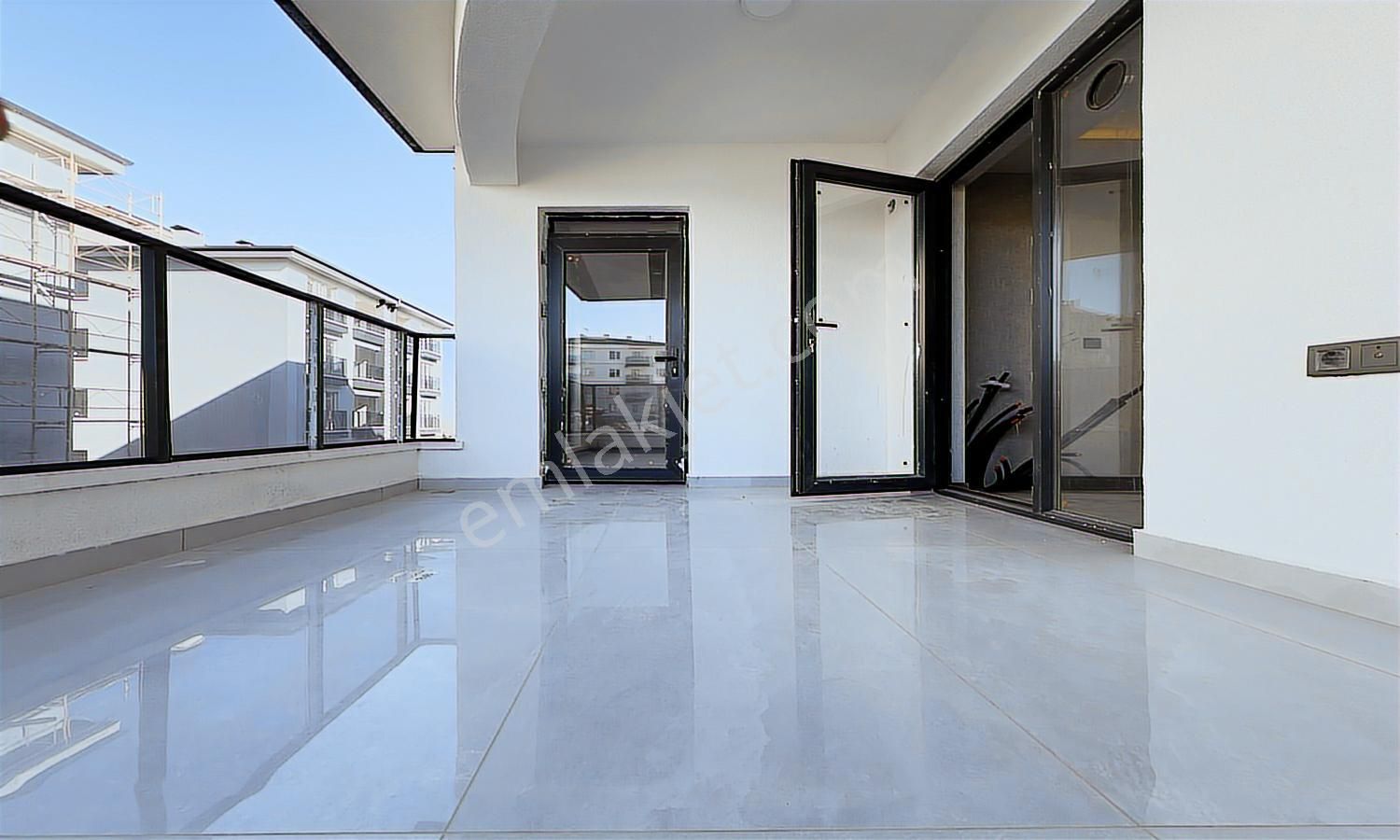 Yasa'dan Karkaya'da 3+1 E.banyolu 1.kat Sıfır Daire!!! - Görsel 12