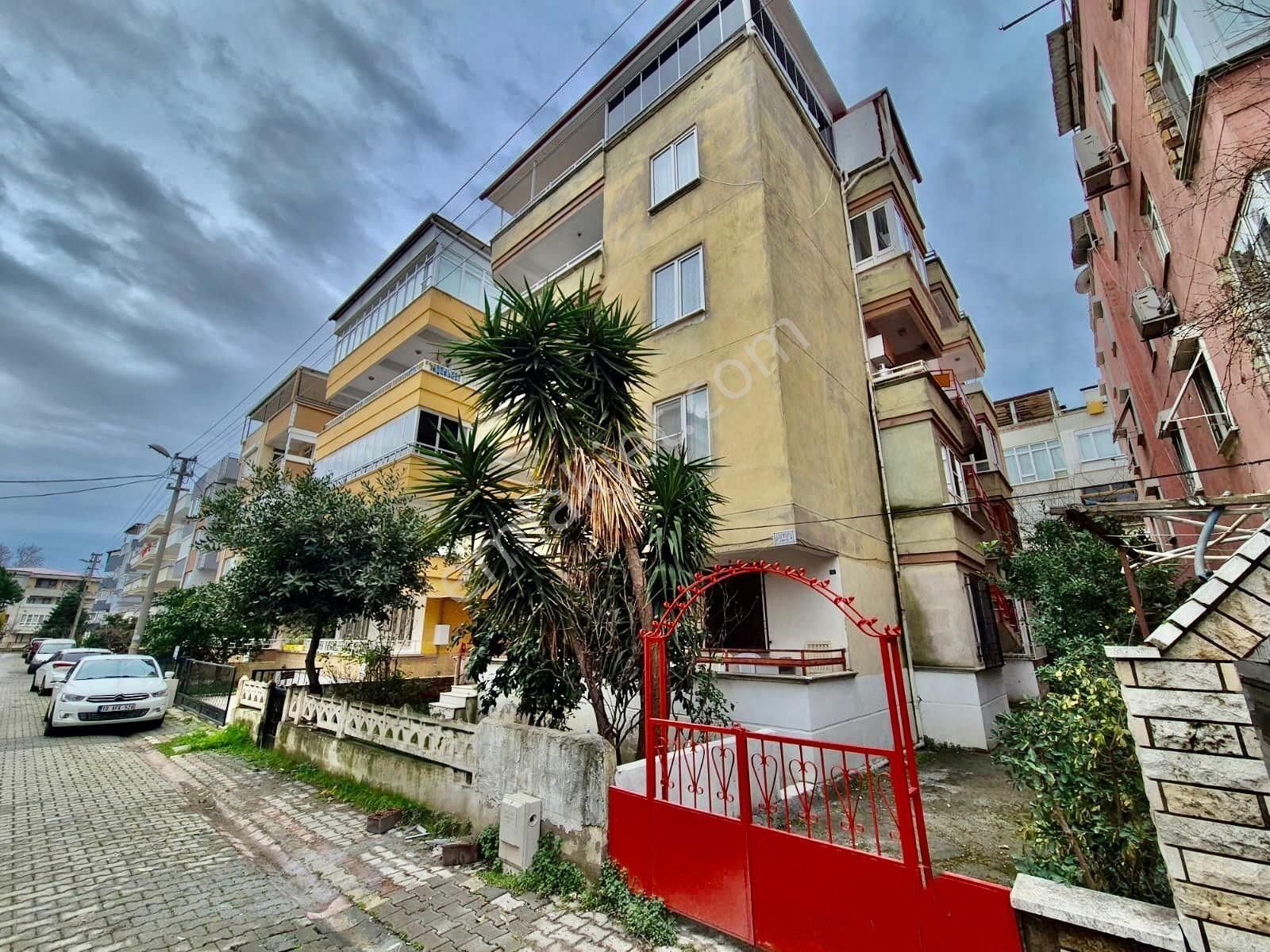 ▓karabuluttan▓akçay Merkez'de Ayrı Mutfak & Şık Tasarım 2+1 Daire - Görsel 2