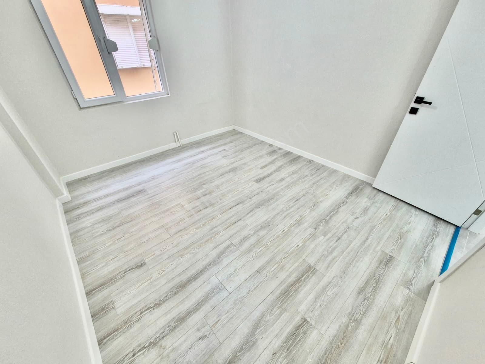 ▓karabuluttan▓akçay Merkez'de Ayrı Mutfak & Şık Tasarım 2+1 Daire - Görsel 5