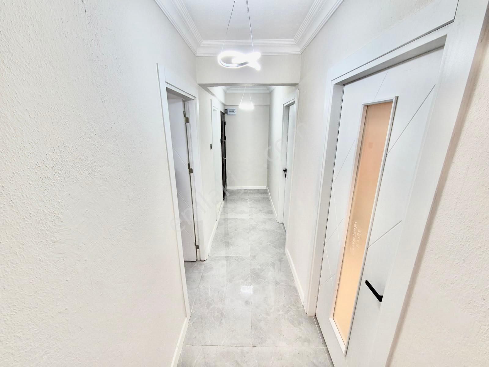 ▓karabuluttan▓akçay Merkez'de Ayrı Mutfak & Şık Tasarım 2+1 Daire - Görsel 25