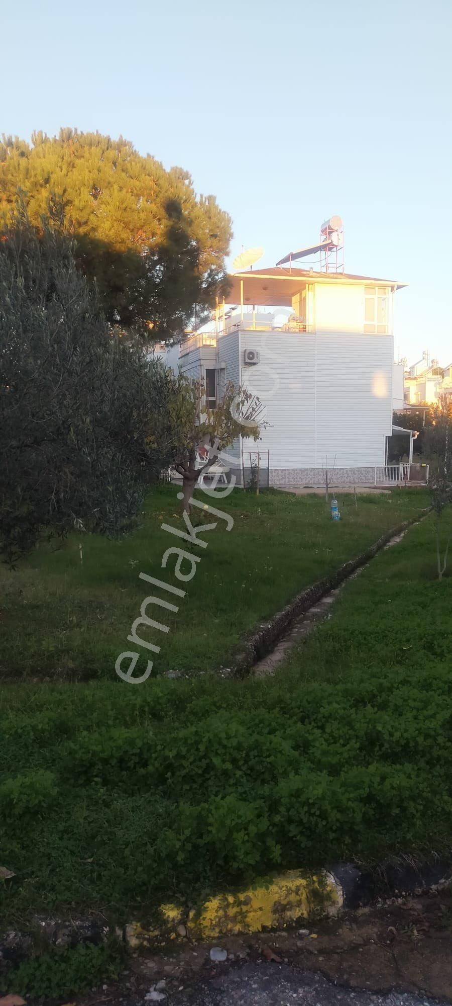 Türkler Mahallesinde Satılık 2+1 Villa - Görsel 12