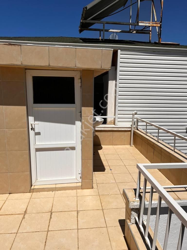 Türkler Mahallesinde Satılık 2+1 Villa - Görsel 2