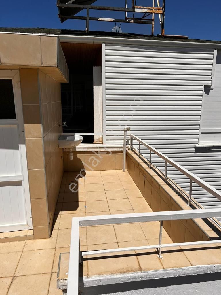 Türkler Mahallesinde Satılık 2+1 Villa - Görsel 15